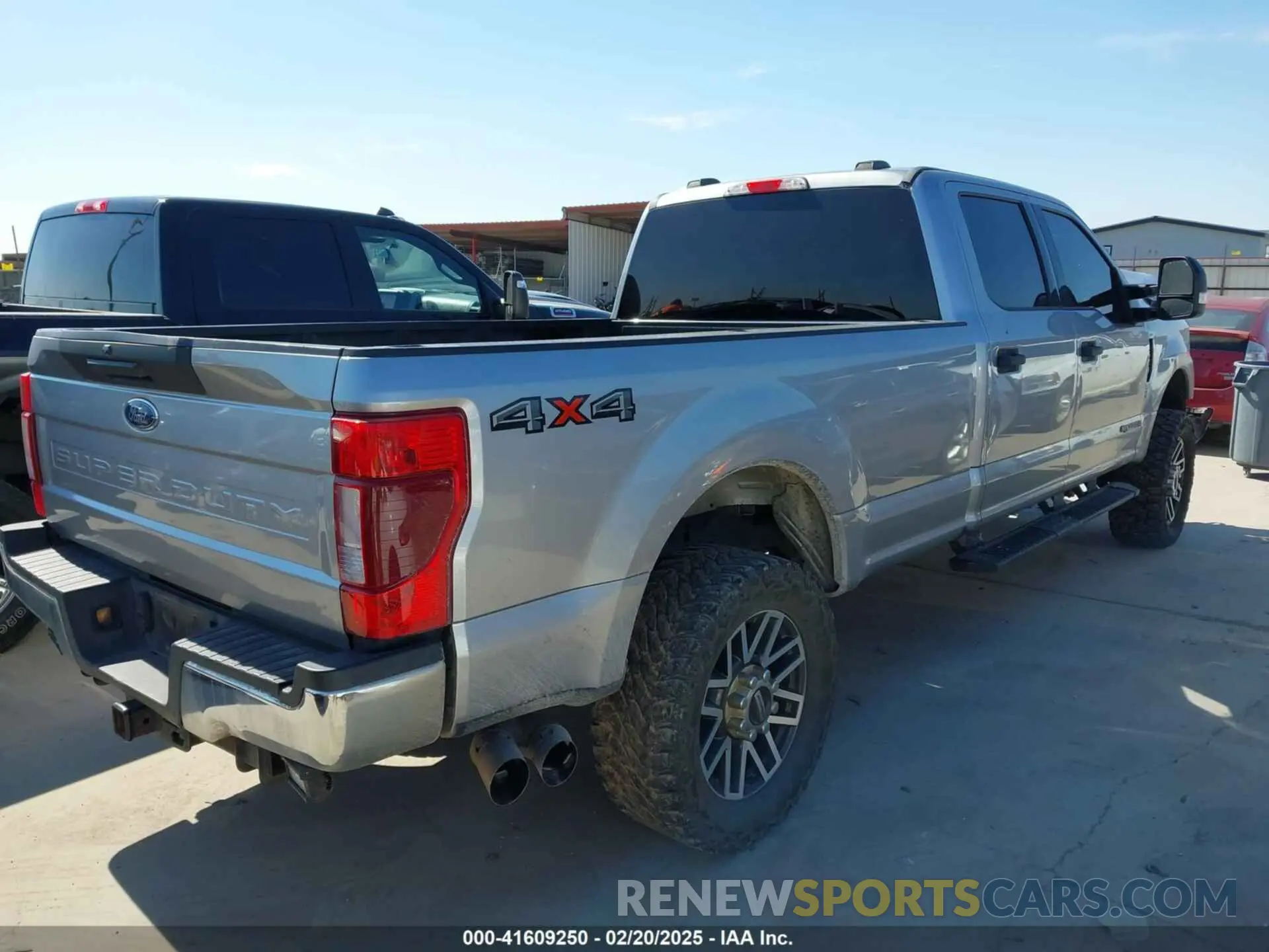 4 Photograph of a damaged car 1FT7W2BT7LED05048 FORD F-250 2020