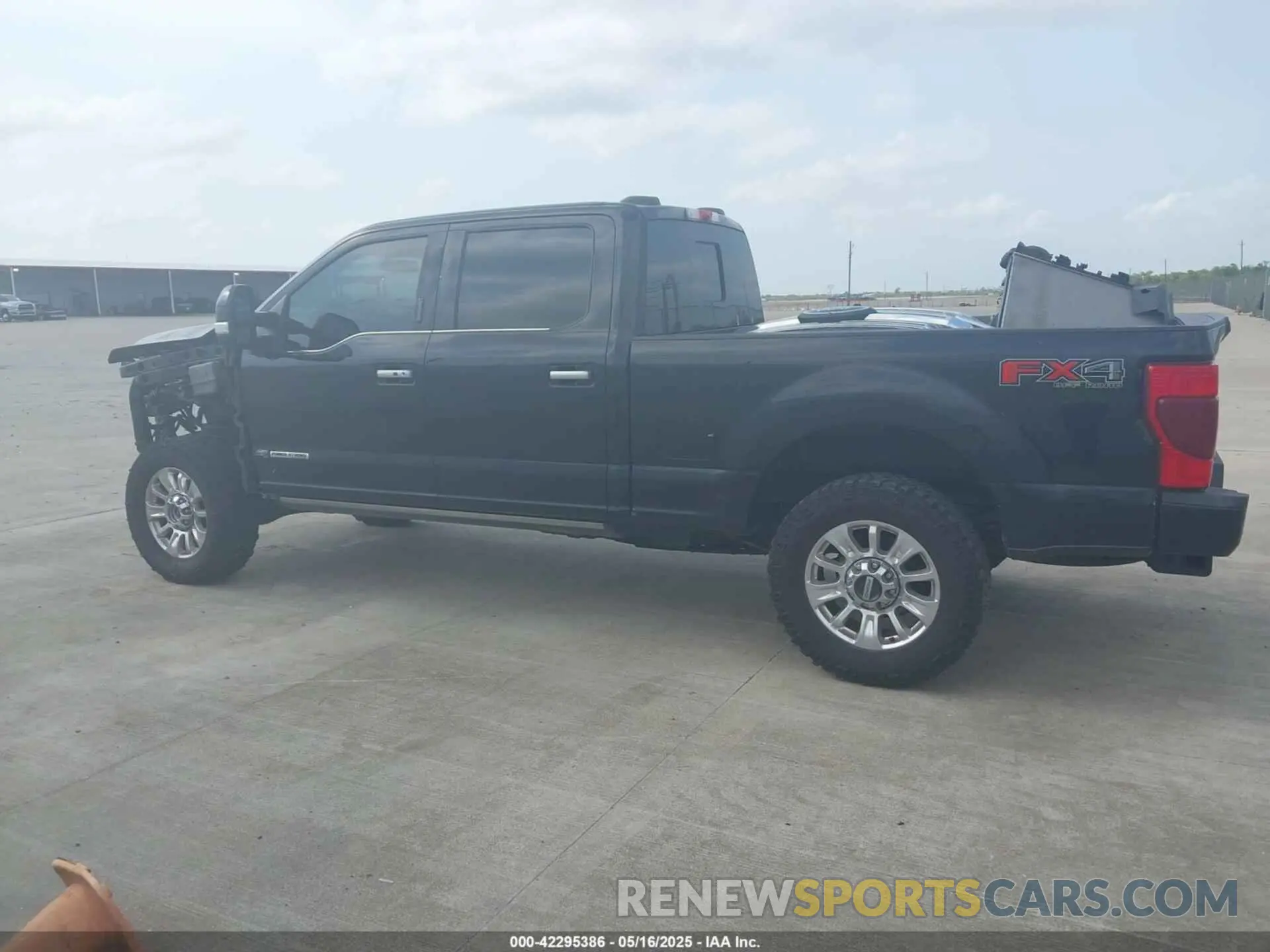 14 Photograph of a damaged car 1FT7W2BT8LED48572 FORD F-250 2020