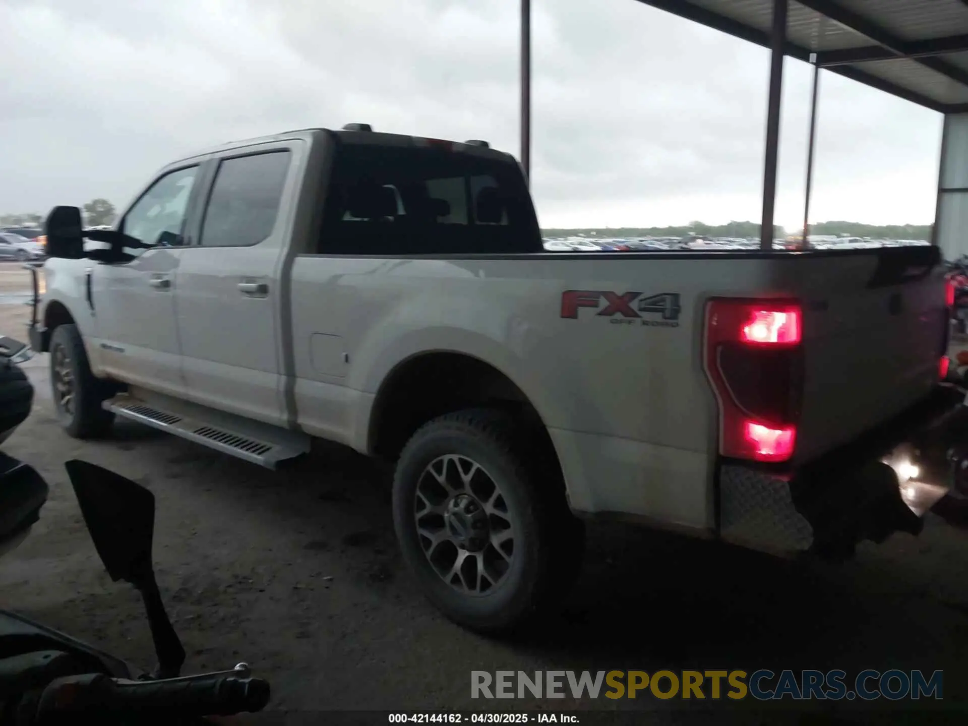 3 Photograph of a damaged car 1FT7W2BT8LEE44119 FORD F-250 2020