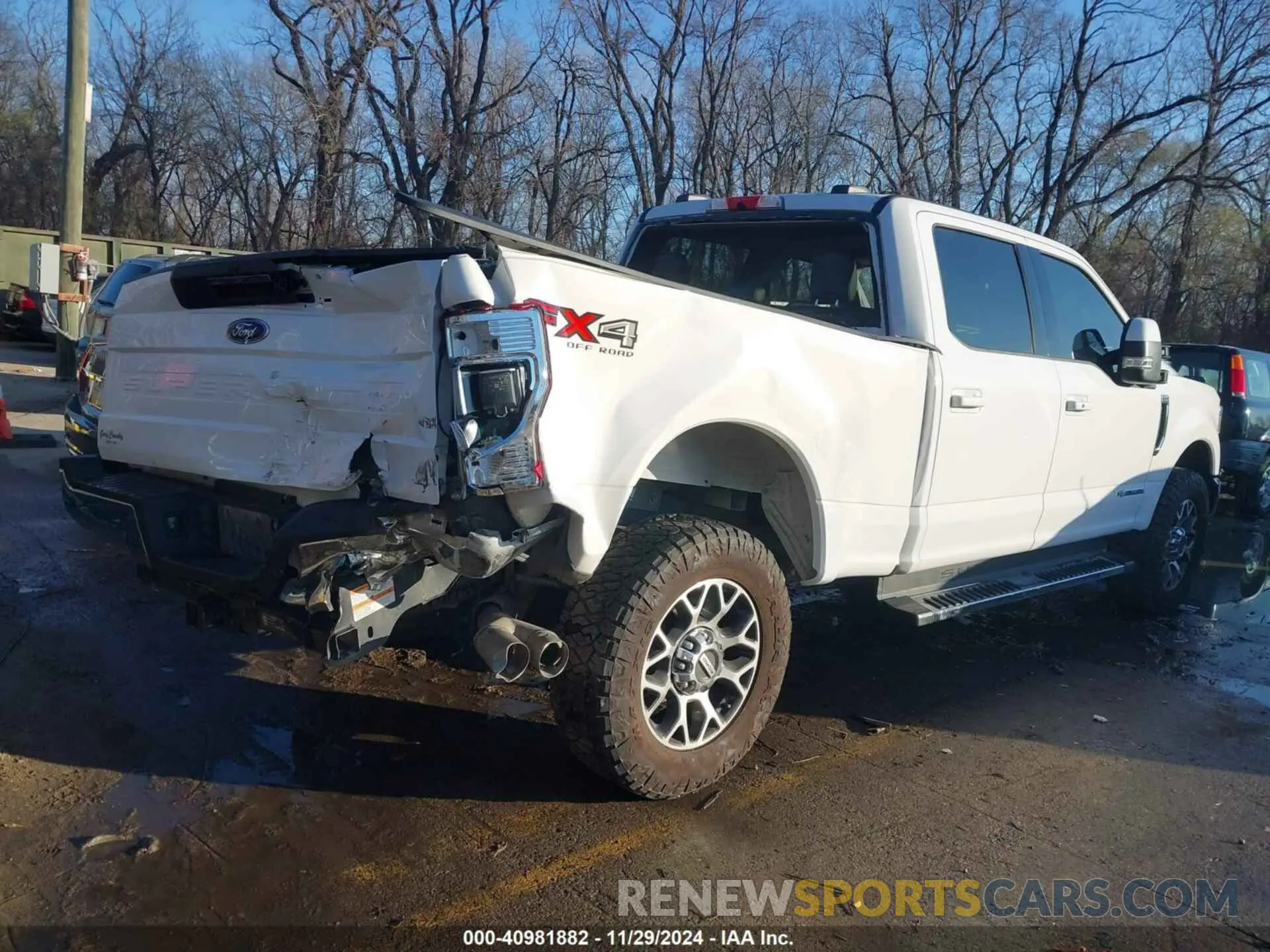 4 Photograph of a damaged car 1FT7W2BTXLED00121 FORD F-250 2020