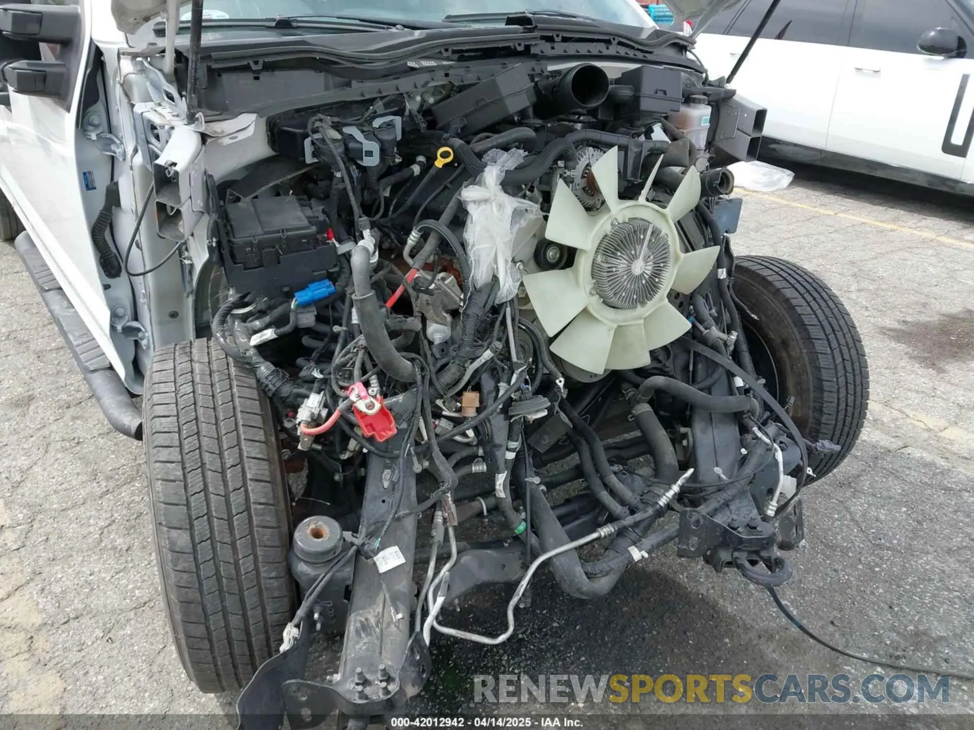 6 Photograph of a damaged car 1FT7X2A68LEE62306 FORD F-250 2020