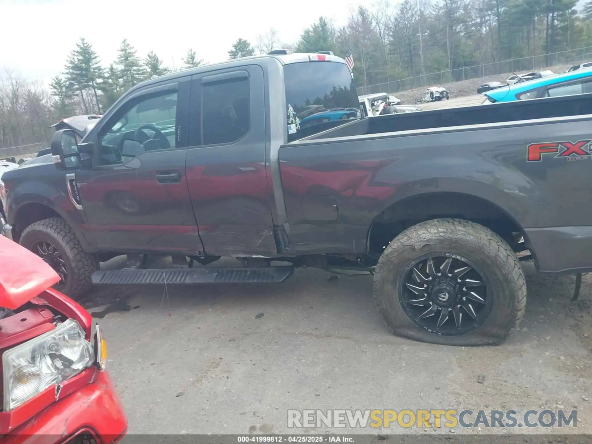 15 Photograph of a damaged car 1FT7X2B63LEE71252 FORD F-250 2020
