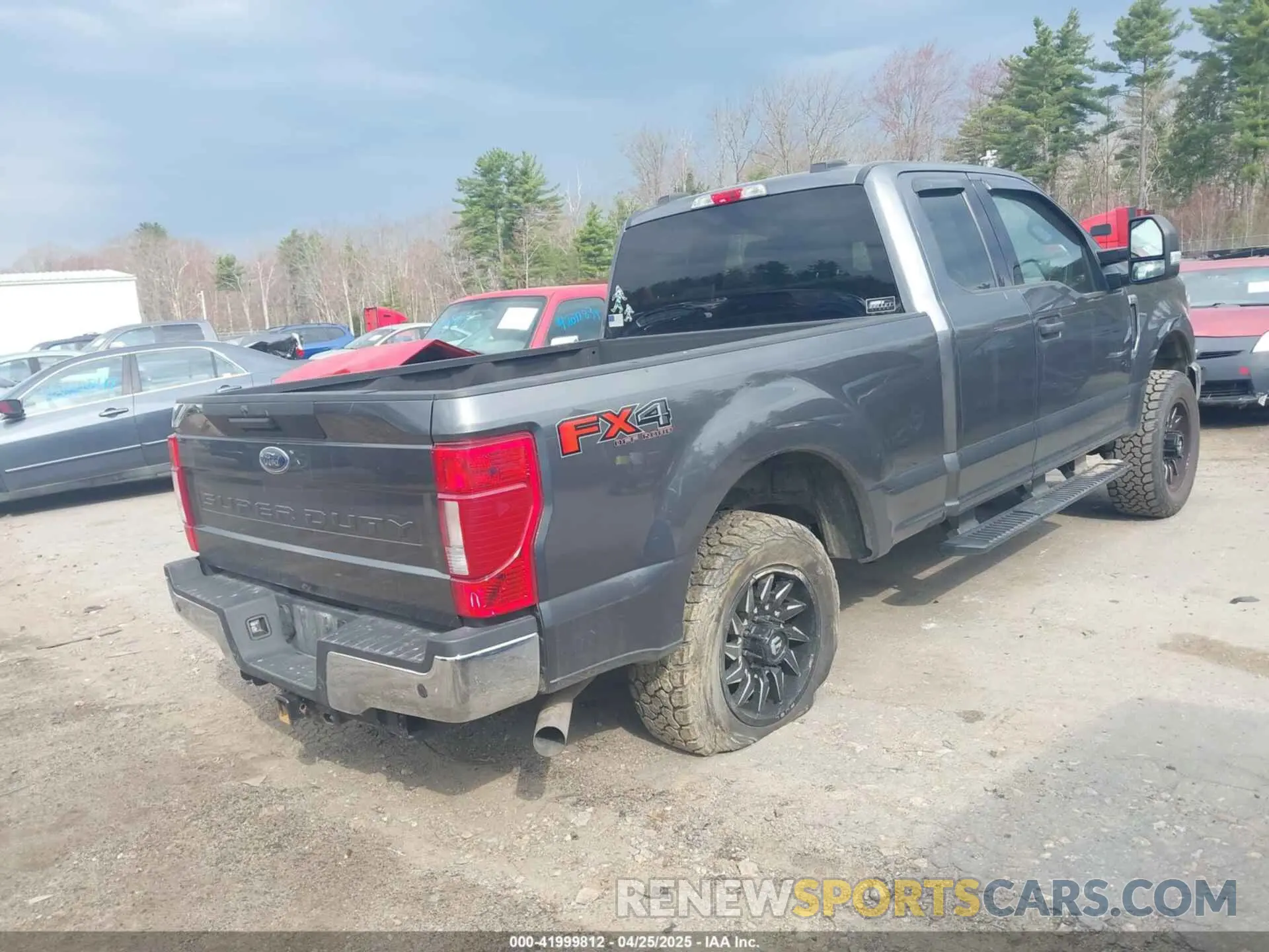 4 Photograph of a damaged car 1FT7X2B63LEE71252 FORD F-250 2020