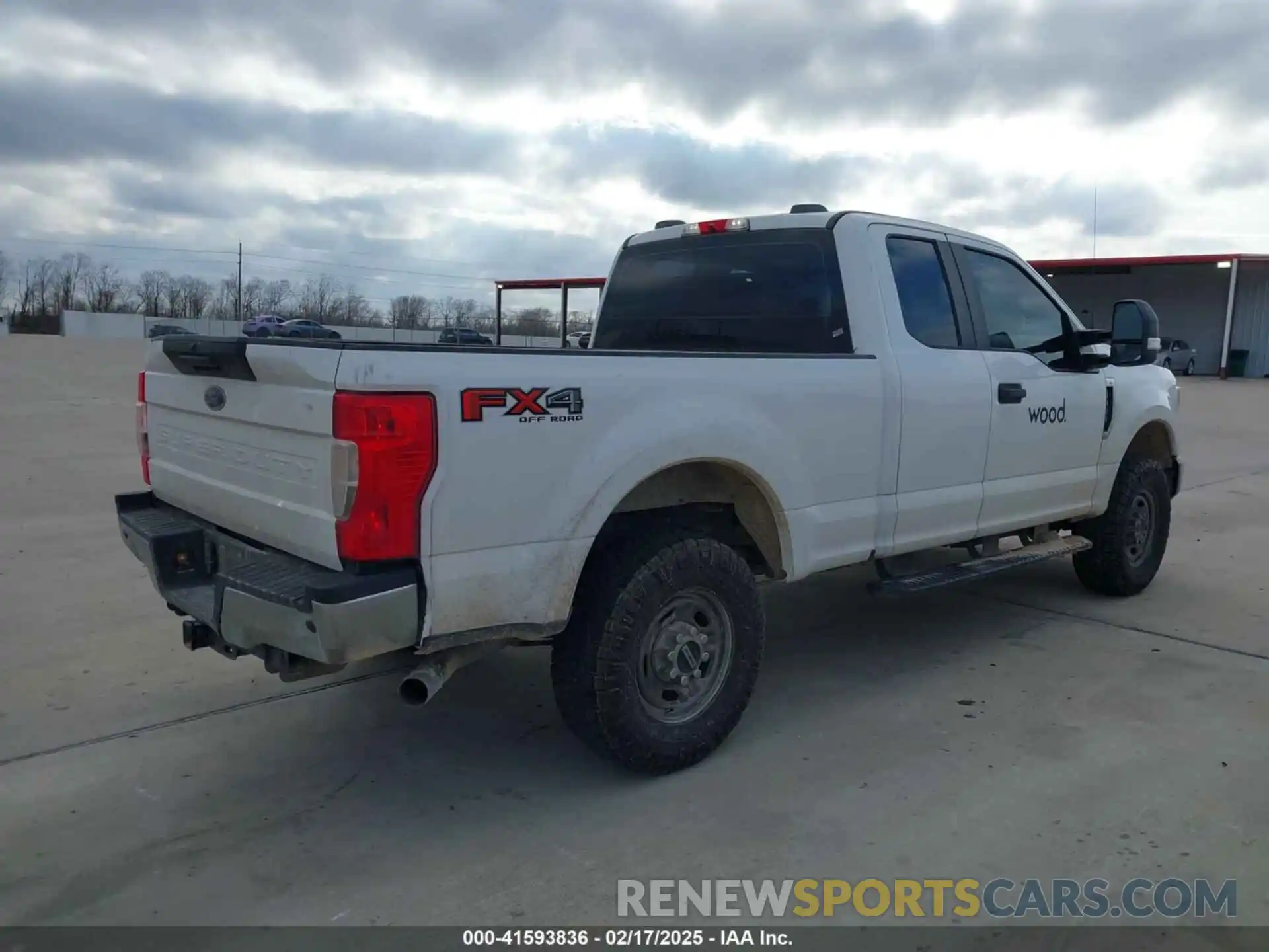 4 Photograph of a damaged car 1FT7X2B65LEC74485 FORD F-250 2020