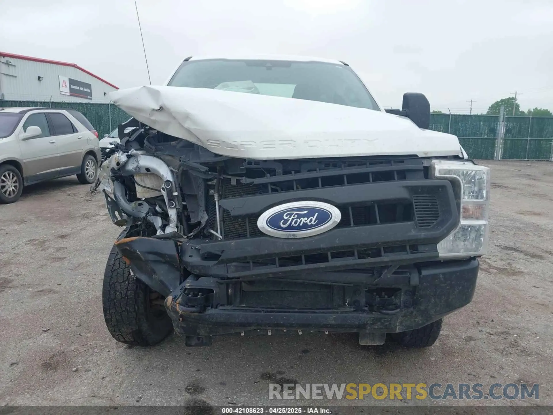 13 Photograph of a damaged car 1FT7X2B66LED41286 FORD F-250 2020