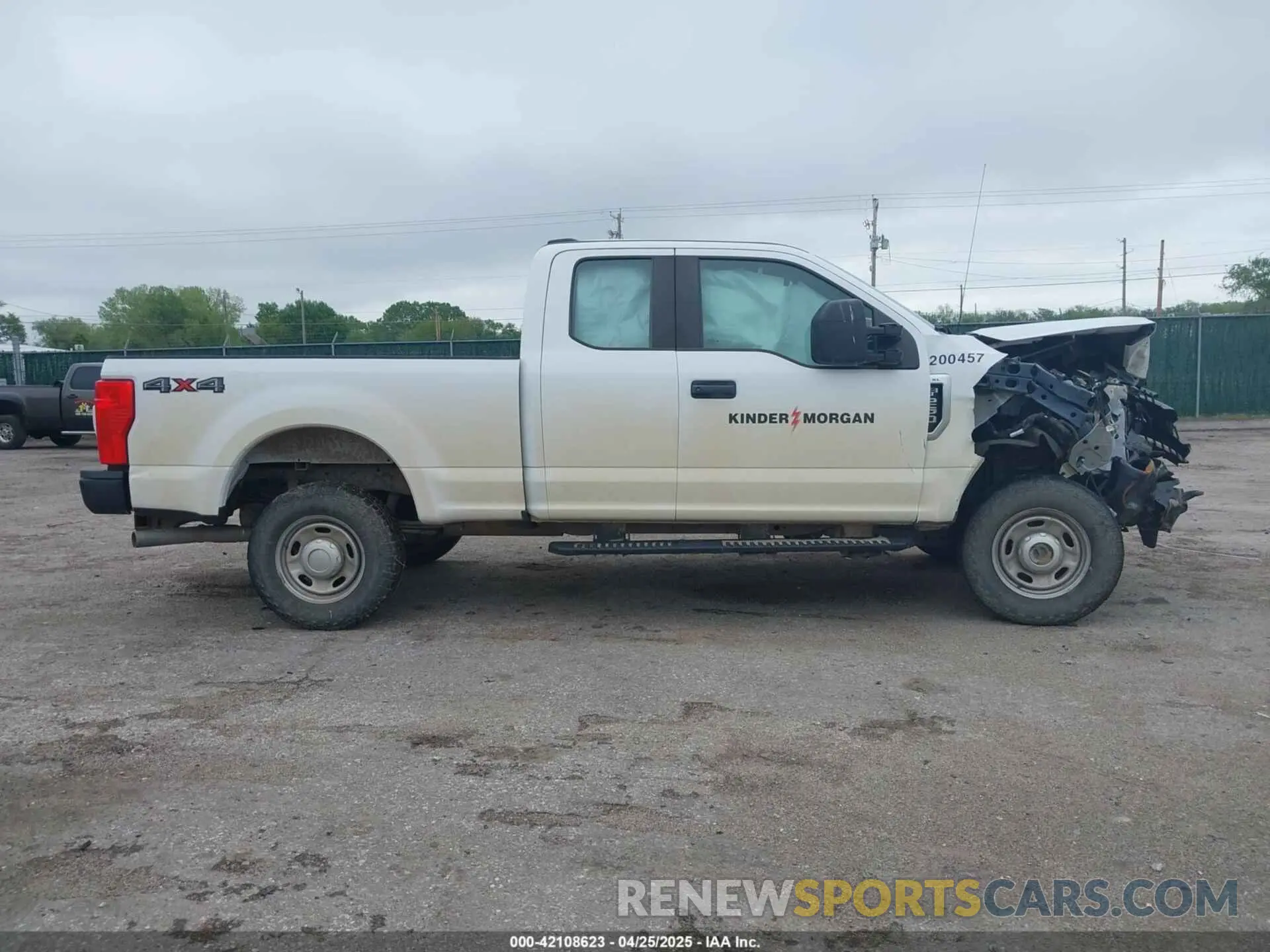 14 Photograph of a damaged car 1FT7X2B66LED41286 FORD F-250 2020