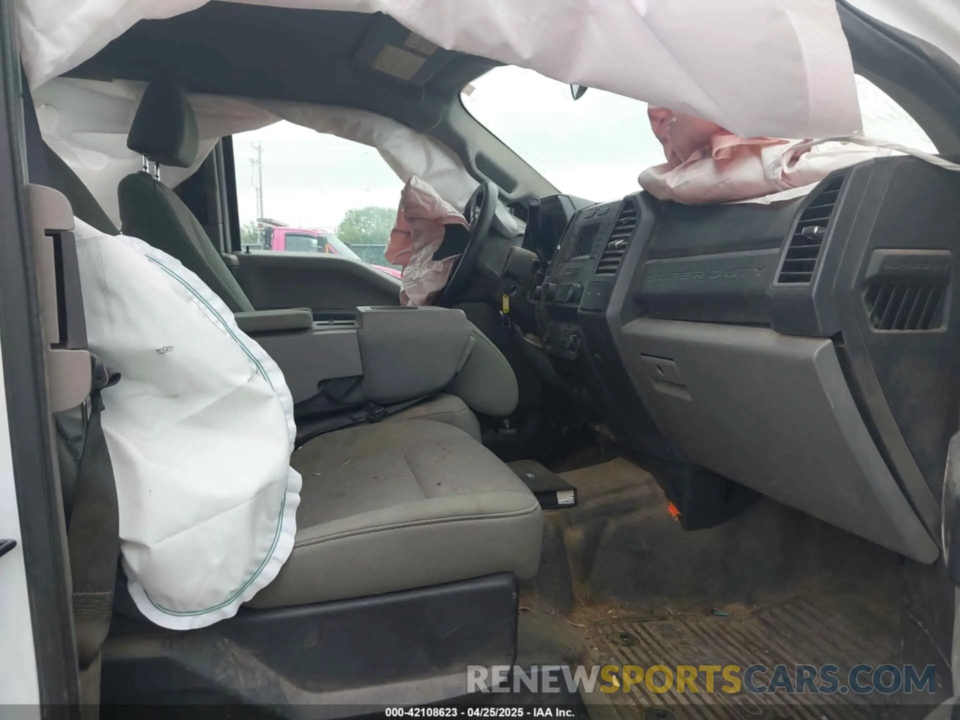 5 Photograph of a damaged car 1FT7X2B66LED41286 FORD F-250 2020