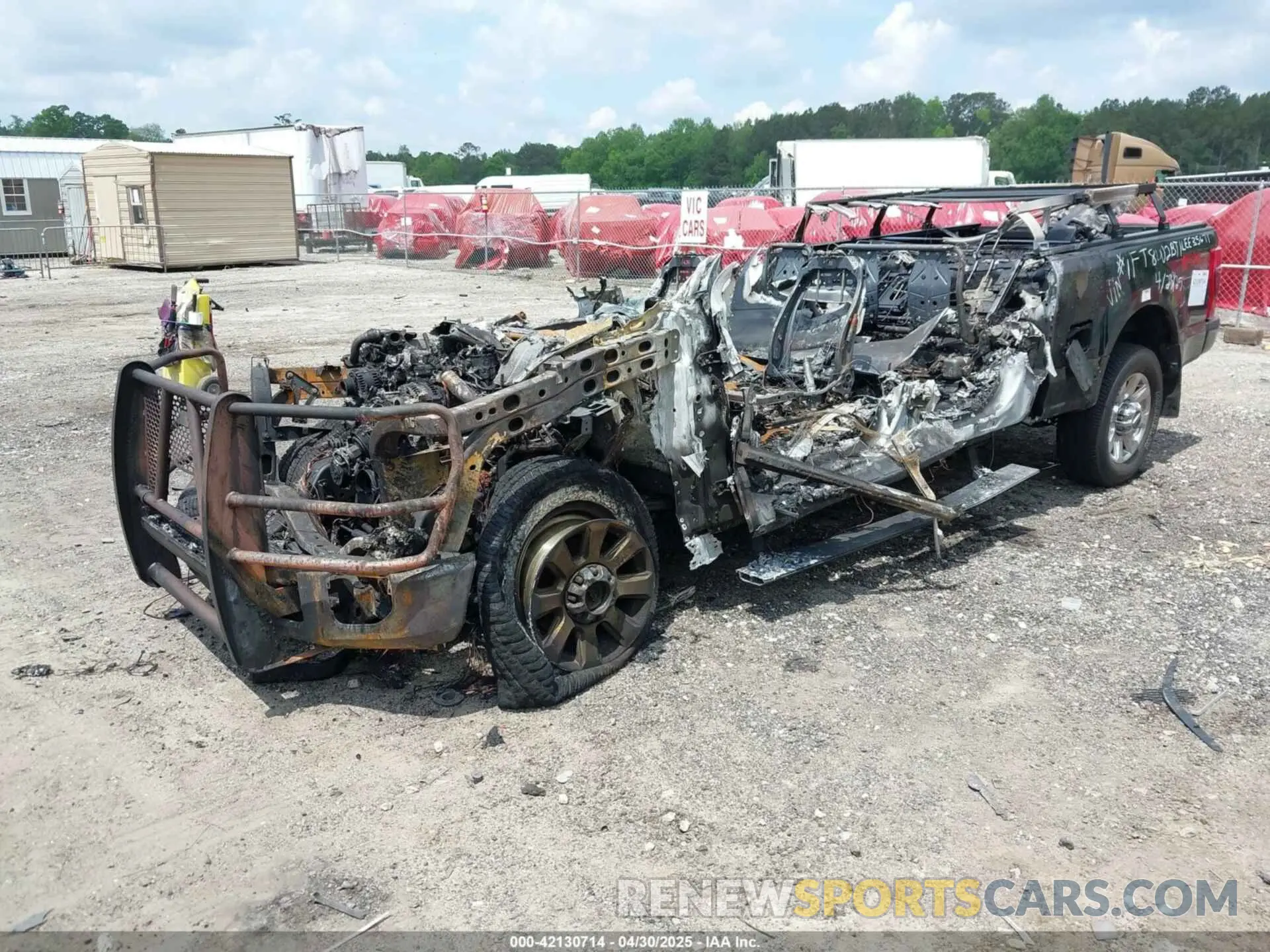 2 Photograph of a damaged car 1FT8W2BT1LEE35671 FORD F-250 2020