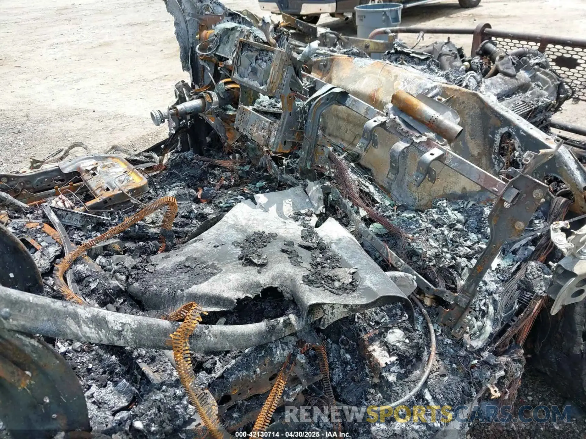 5 Photograph of a damaged car 1FT8W2BT1LEE35671 FORD F-250 2020
