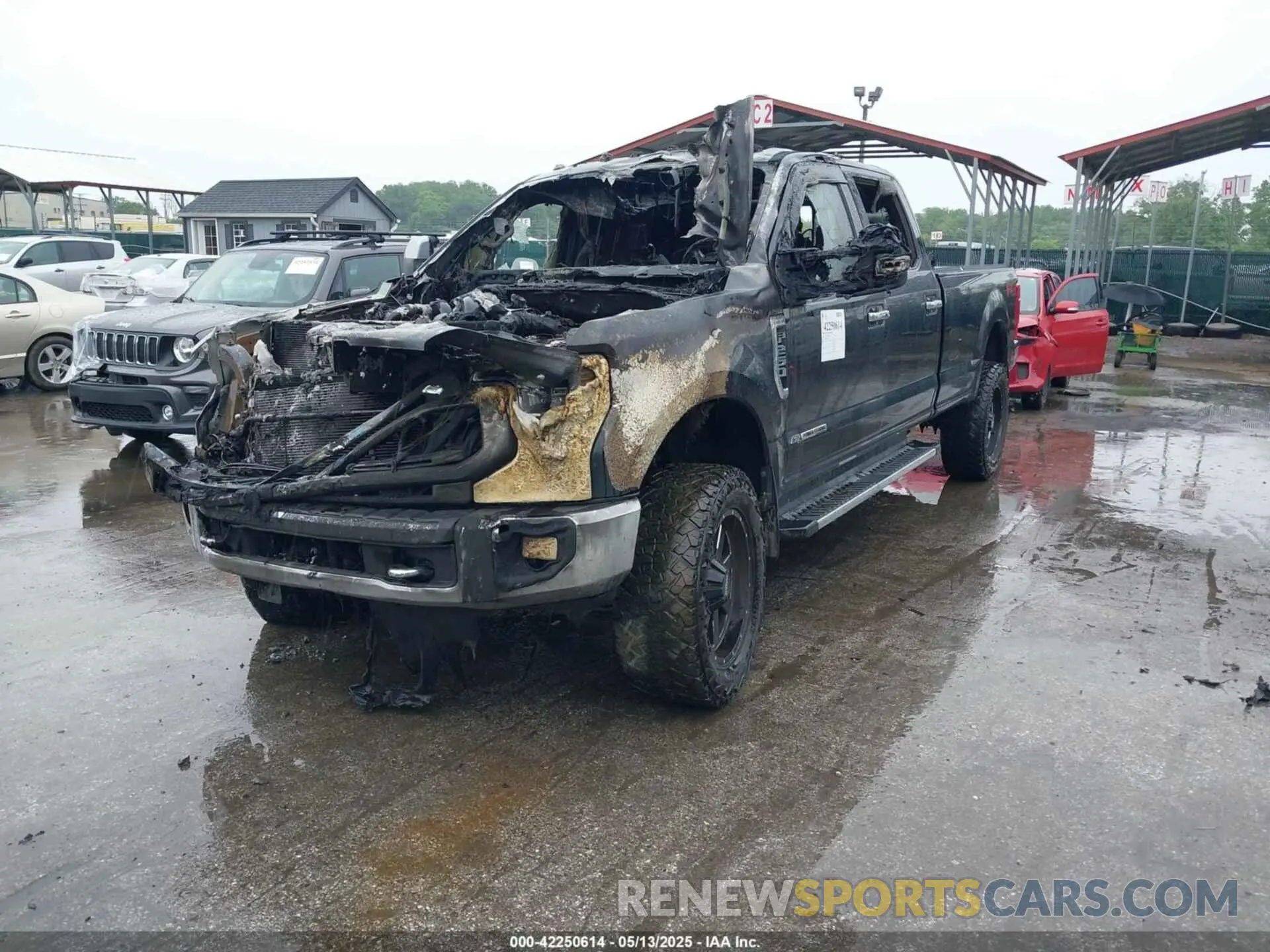 1 Photograph of a damaged car 1FT8W2BT2LED56333 FORD F-250 2020