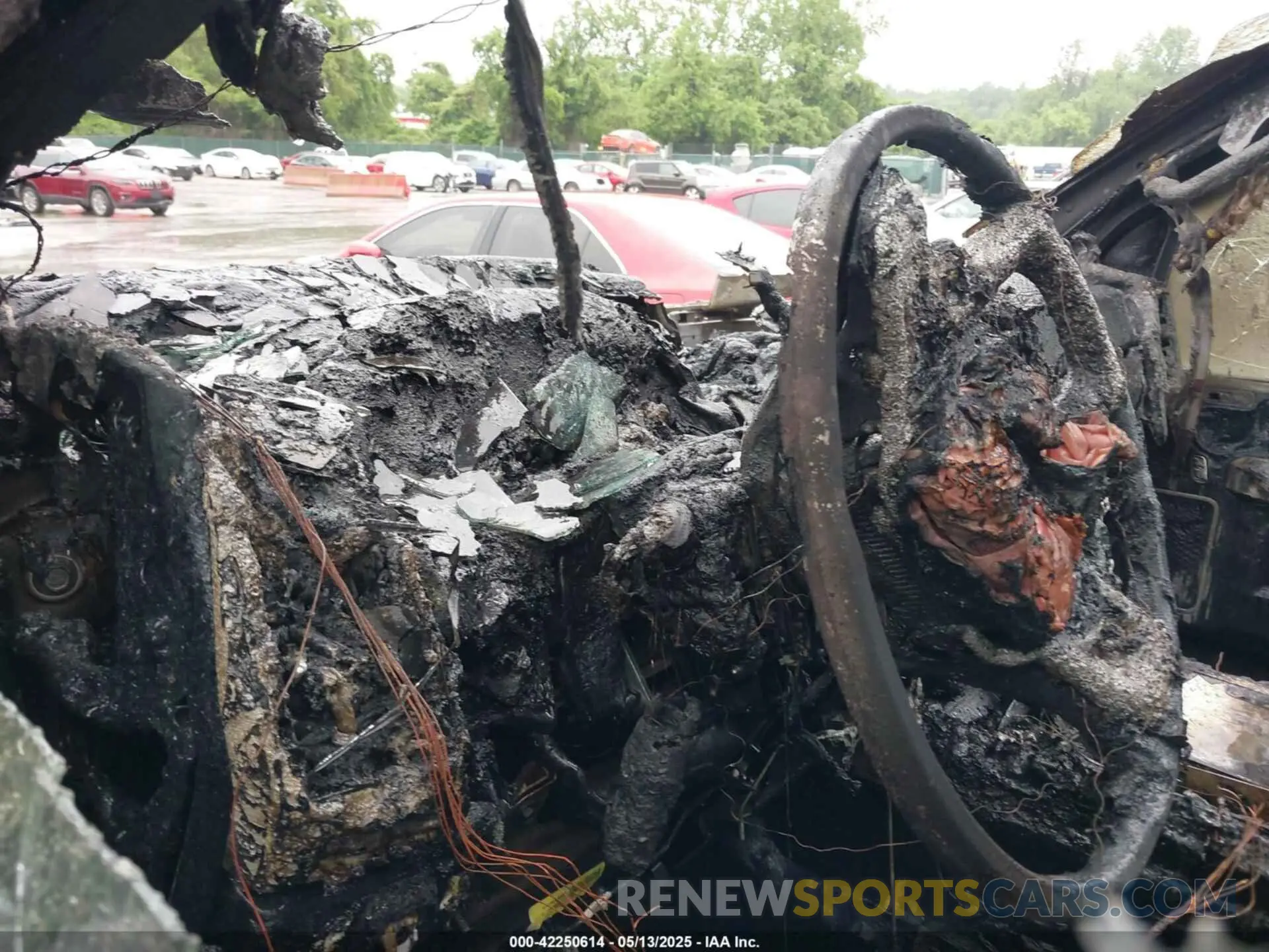 6 Photograph of a damaged car 1FT8W2BT2LED56333 FORD F-250 2020