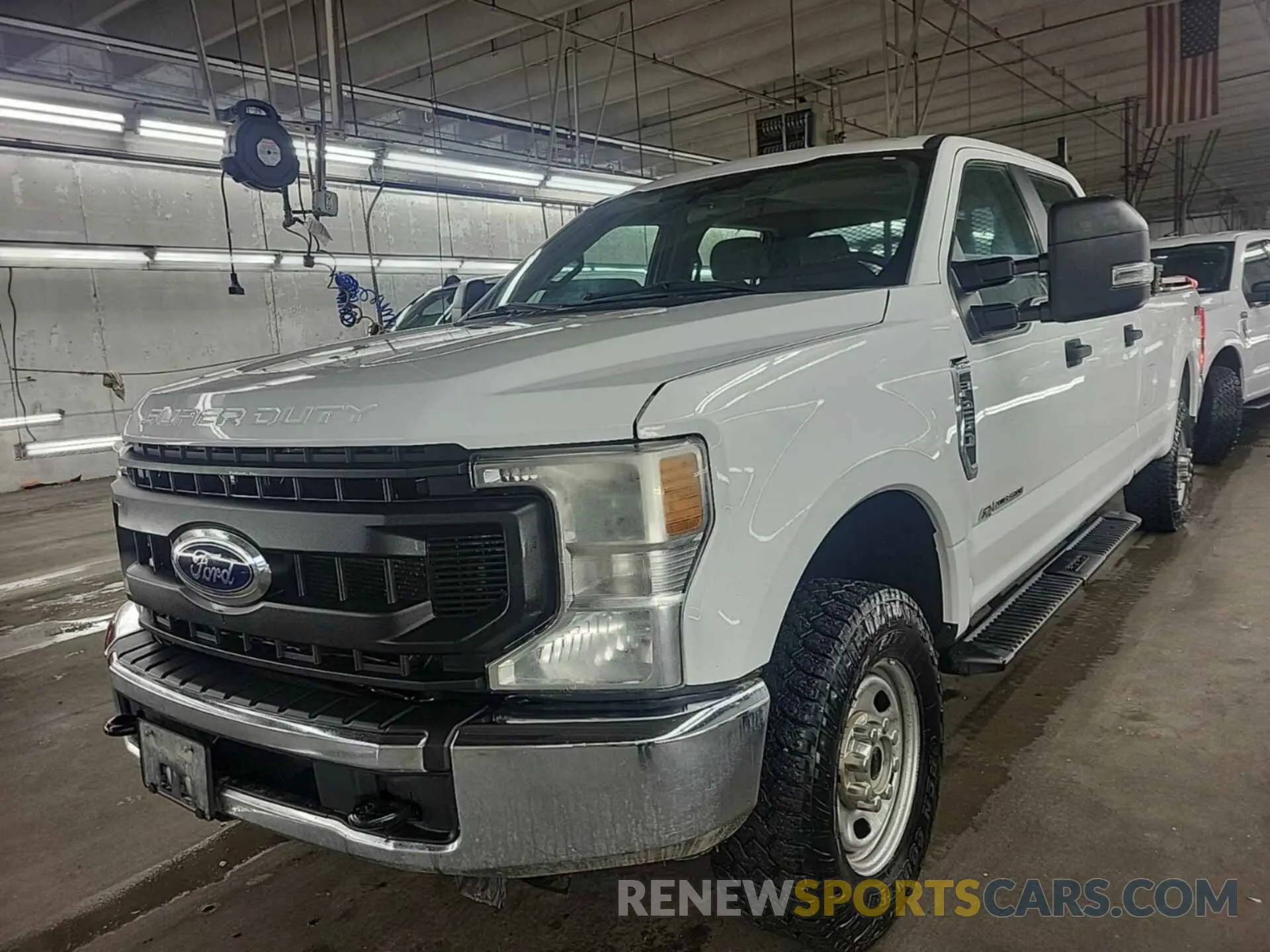 25 Photograph of a damaged car 1FT8W2BT3LED69107 FORD F-250 2020