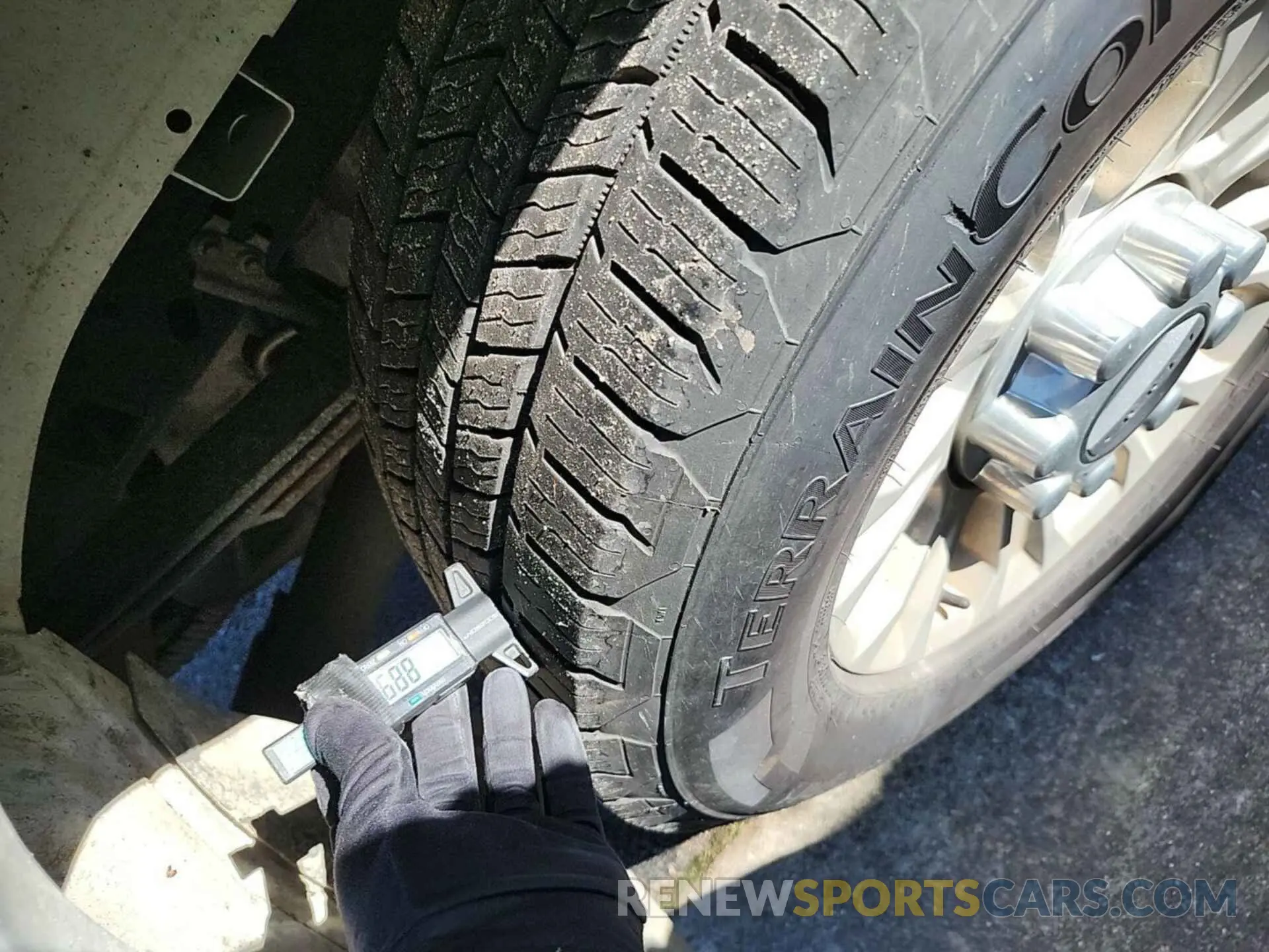 3 Photograph of a damaged car 1FTBF2A60LED41489 FORD F-250 2020