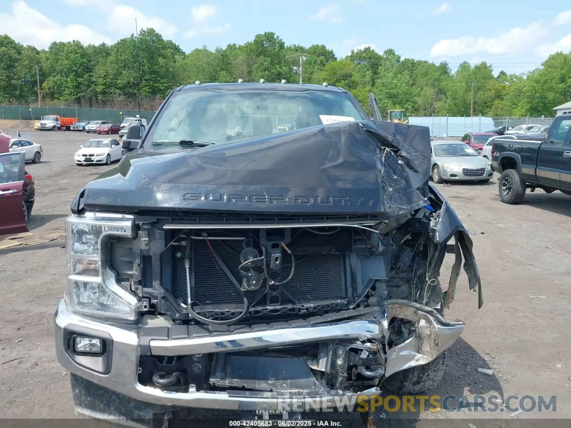 12 Photograph of a damaged car 1FTBF2B6XLEC36246 FORD F-250 2020
