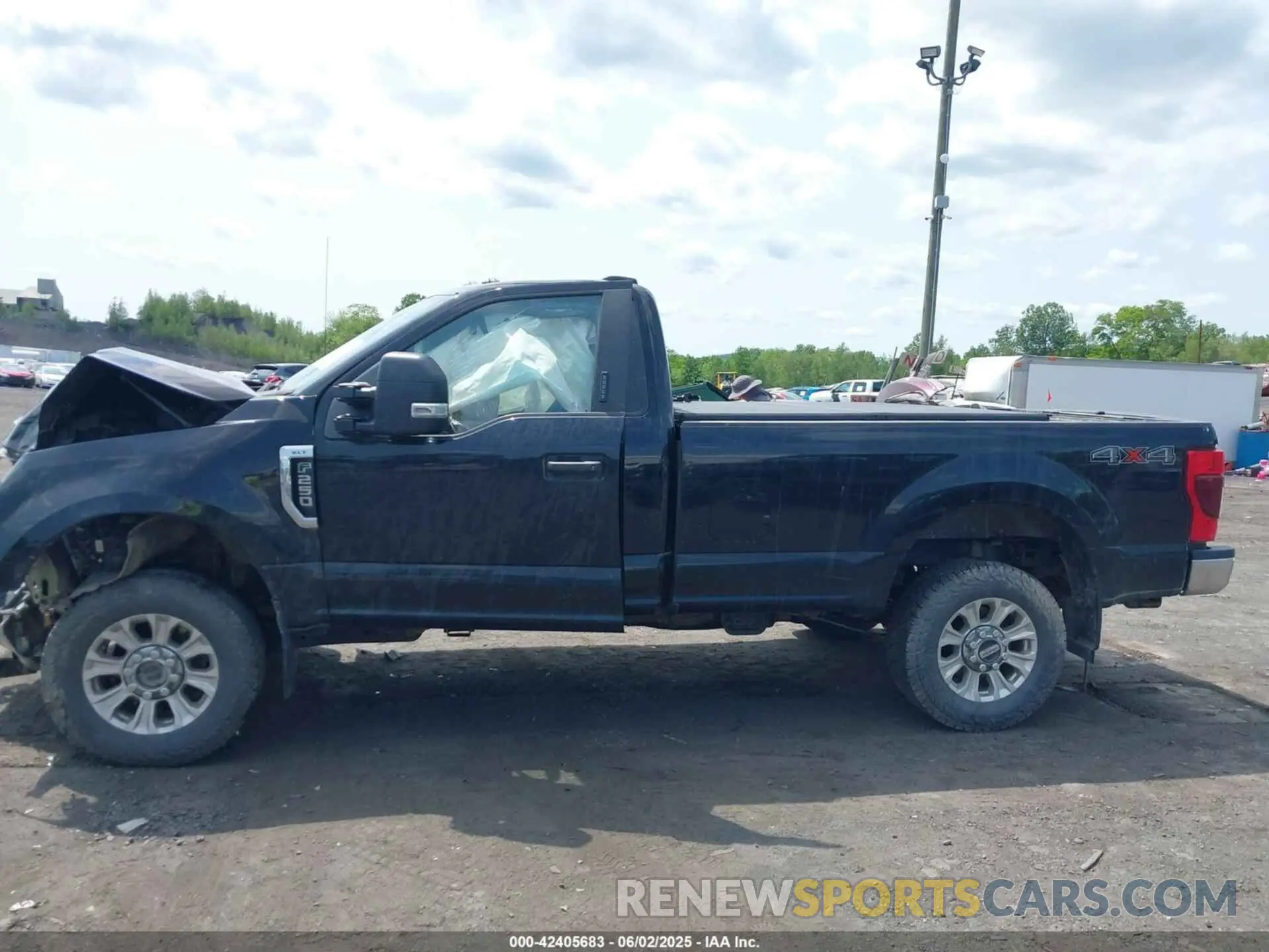 14 Photograph of a damaged car 1FTBF2B6XLEC36246 FORD F-250 2020