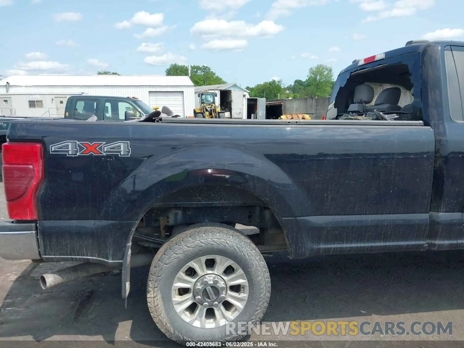 8 Photograph of a damaged car 1FTBF2B6XLEC36246 FORD F-250 2020