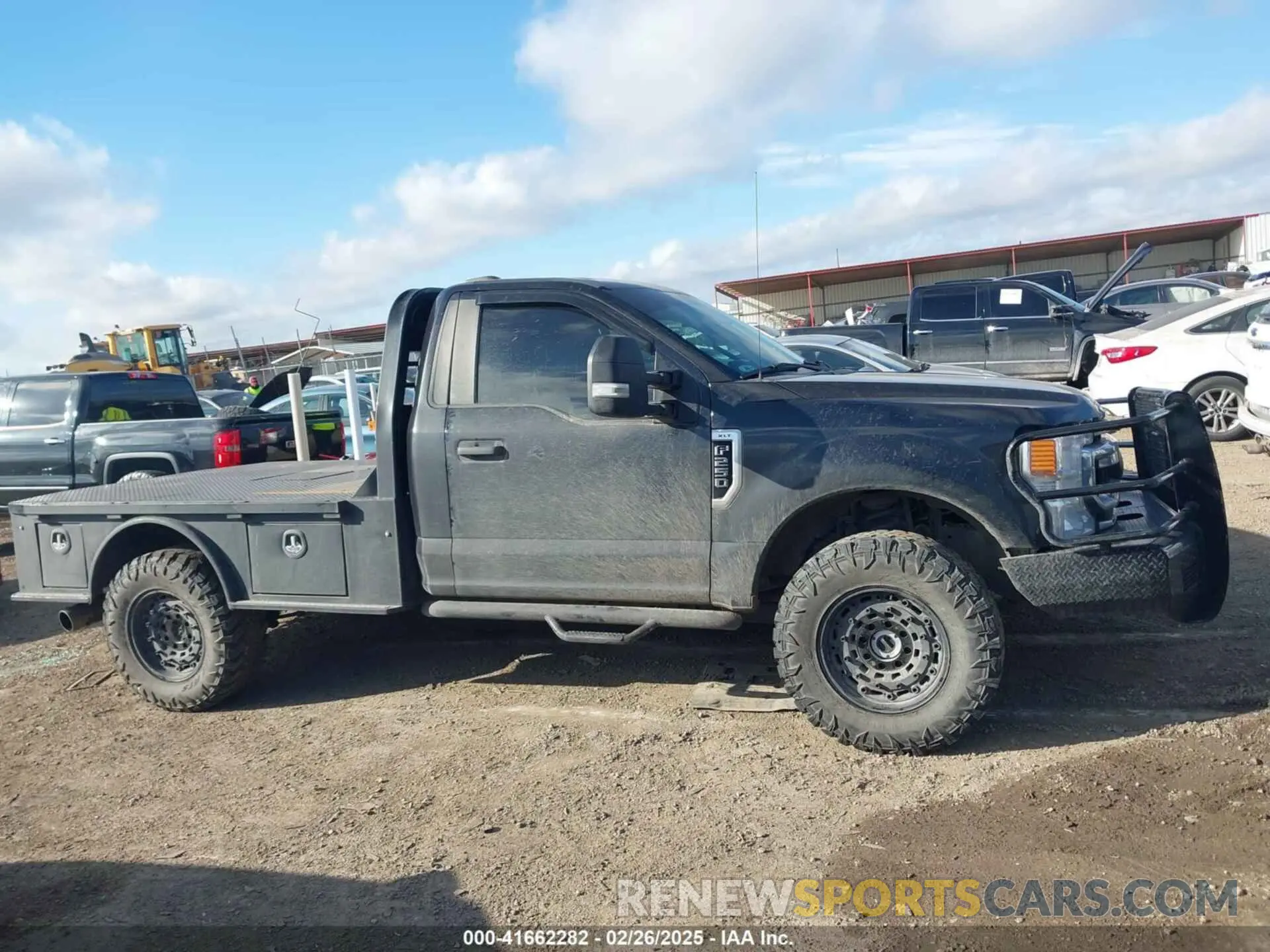 13 Photograph of a damaged car 1FTBF2BN2LEE49800 FORD F-250 2020