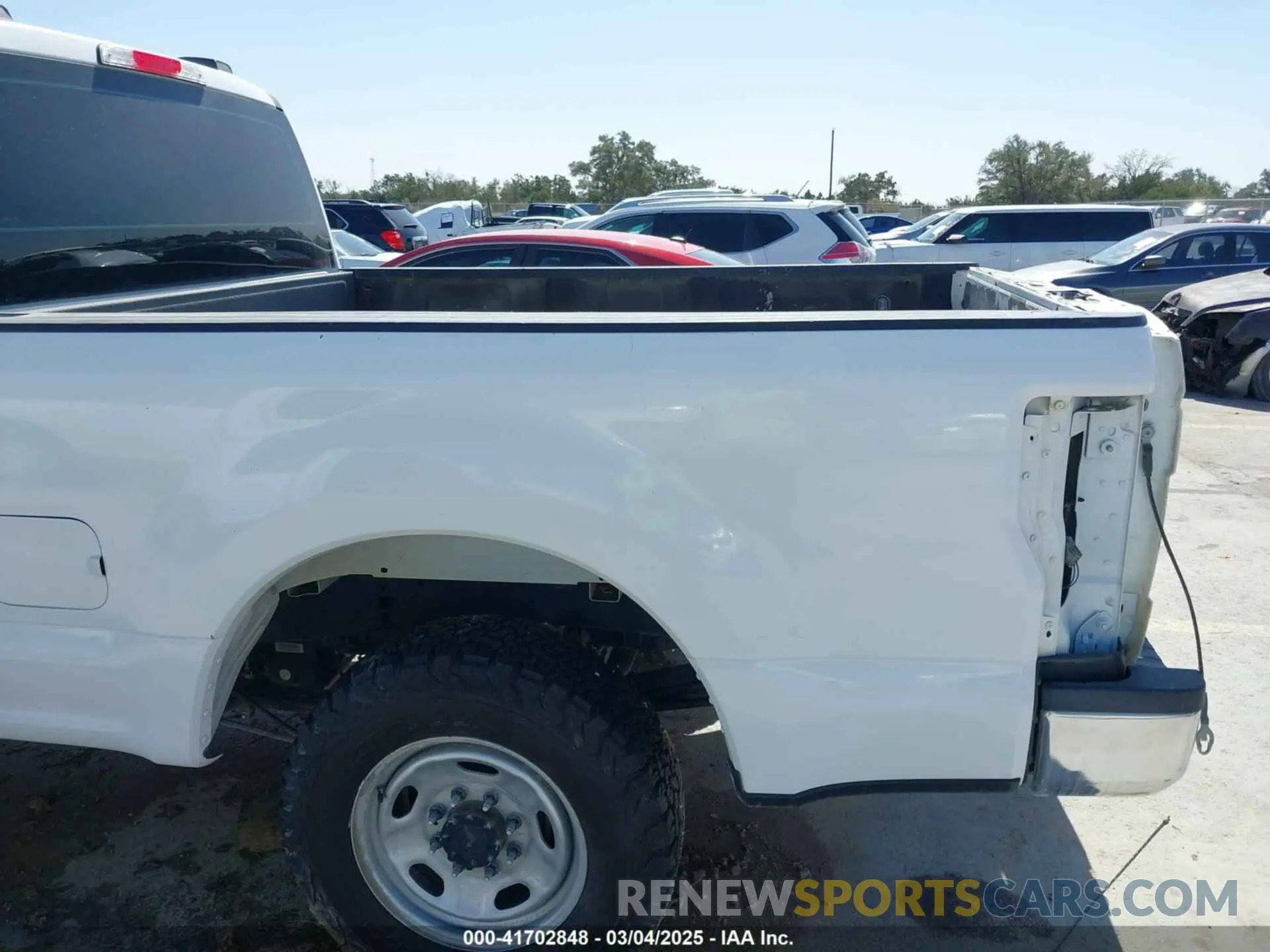 22 Photograph of a damaged car 1FT7W2A66MED07385 FORD F-250 2021