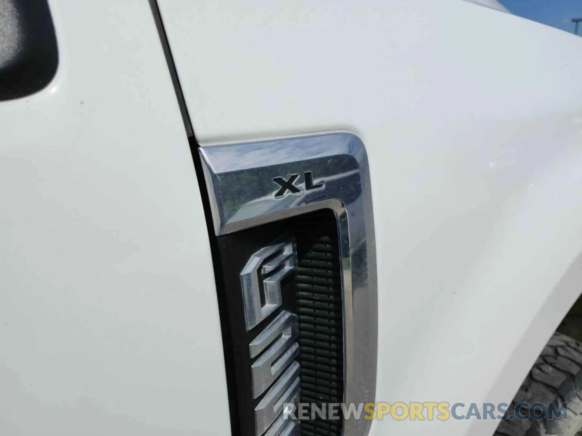 17 Photograph of a damaged car 1FT7W2B61MEC82586 FORD F-250 2021