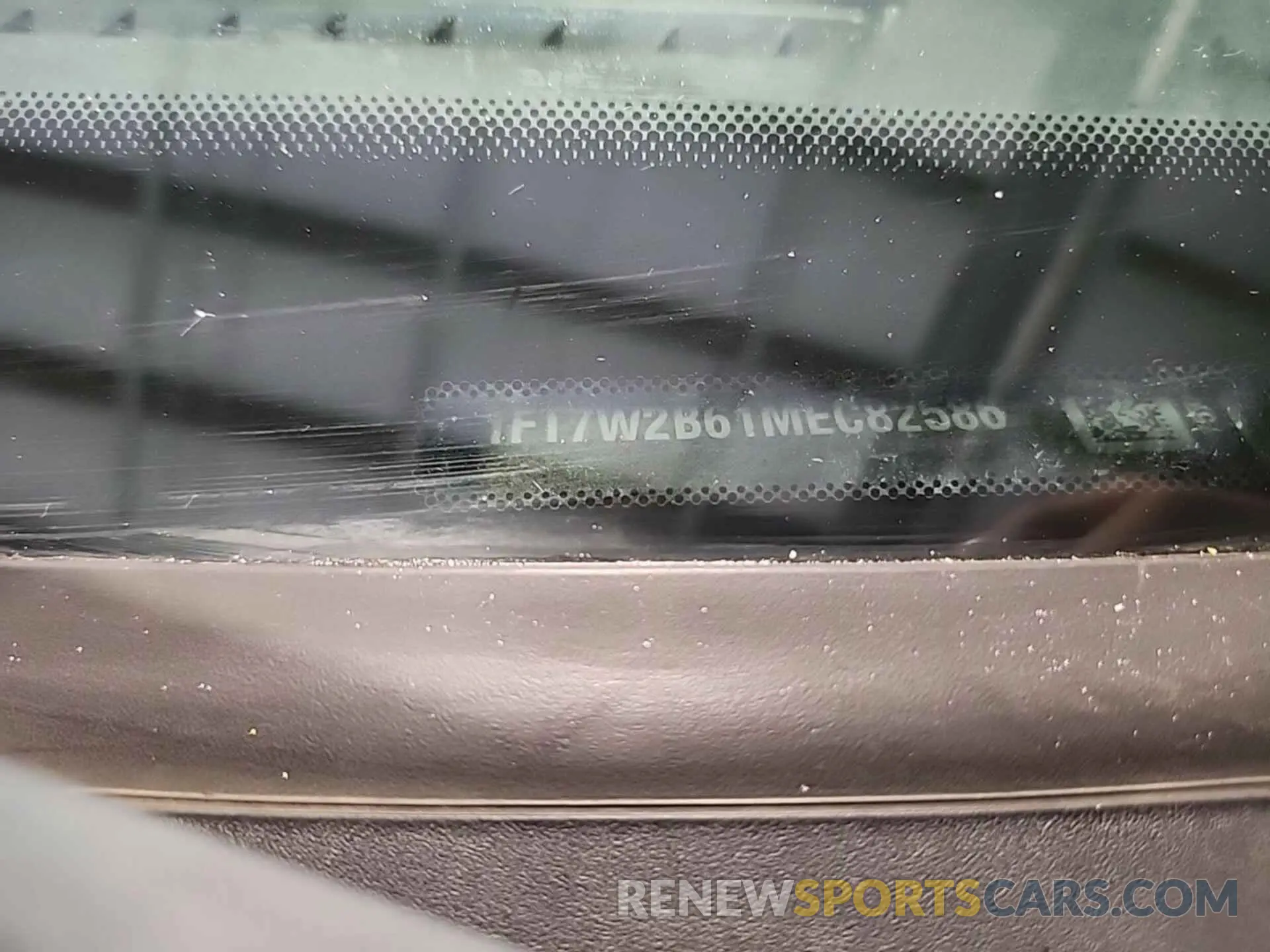 18 Photograph of a damaged car 1FT7W2B61MEC82586 FORD F-250 2021