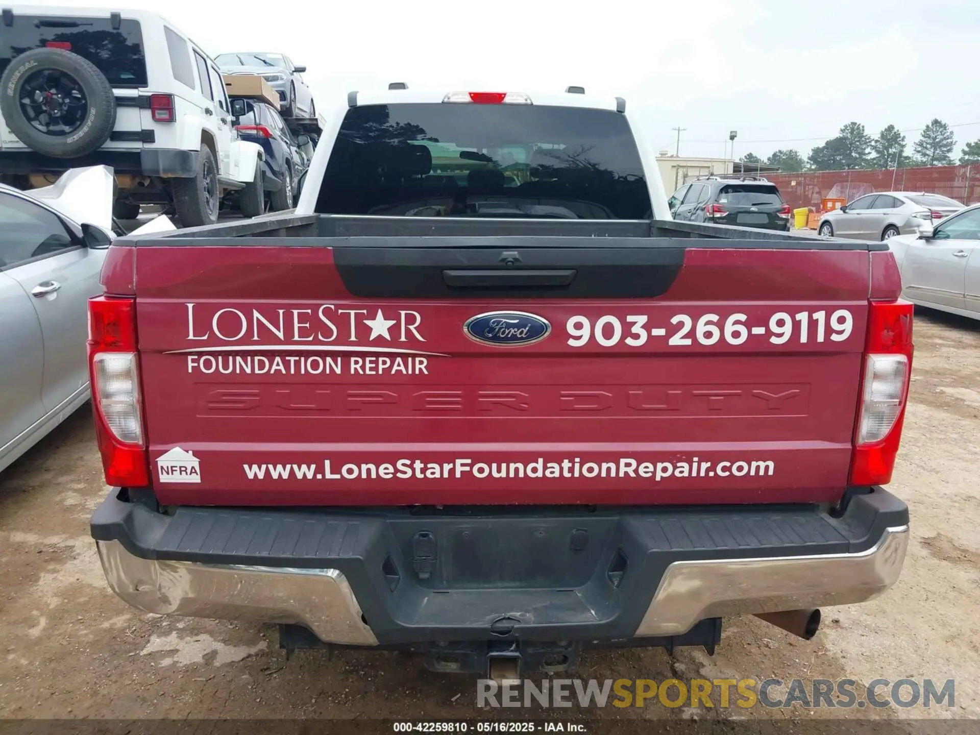 17 Photograph of a damaged car 1FT7W2B63MED78848 FORD F-250 2021