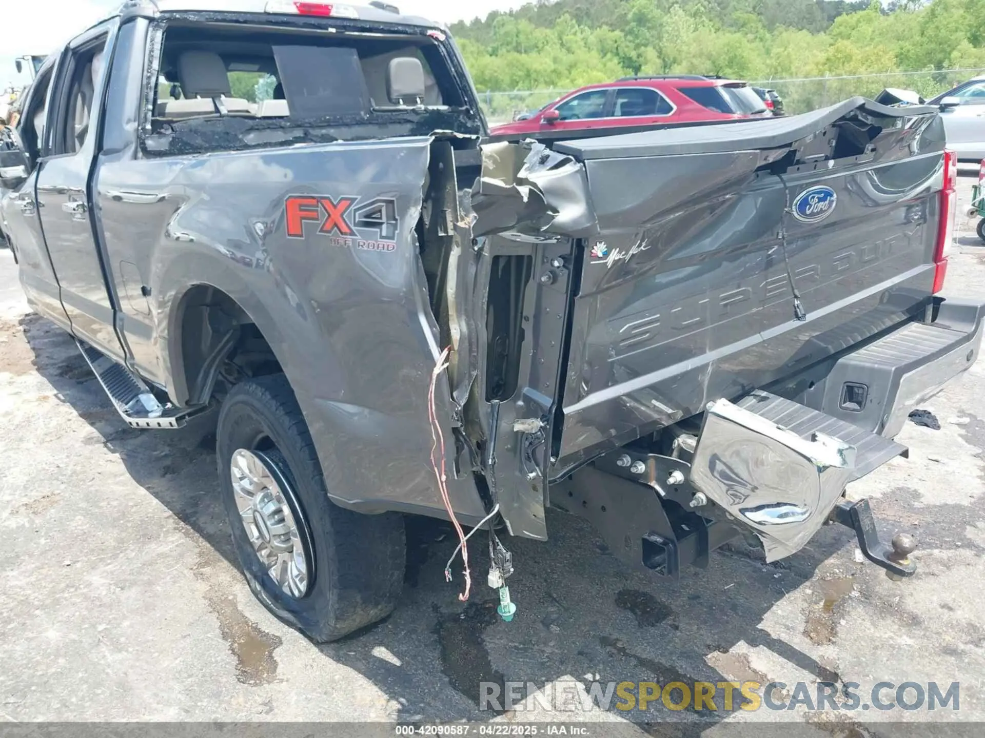 13 Photograph of a damaged car 1FT7W2B66MEC24781 FORD F-250 2021