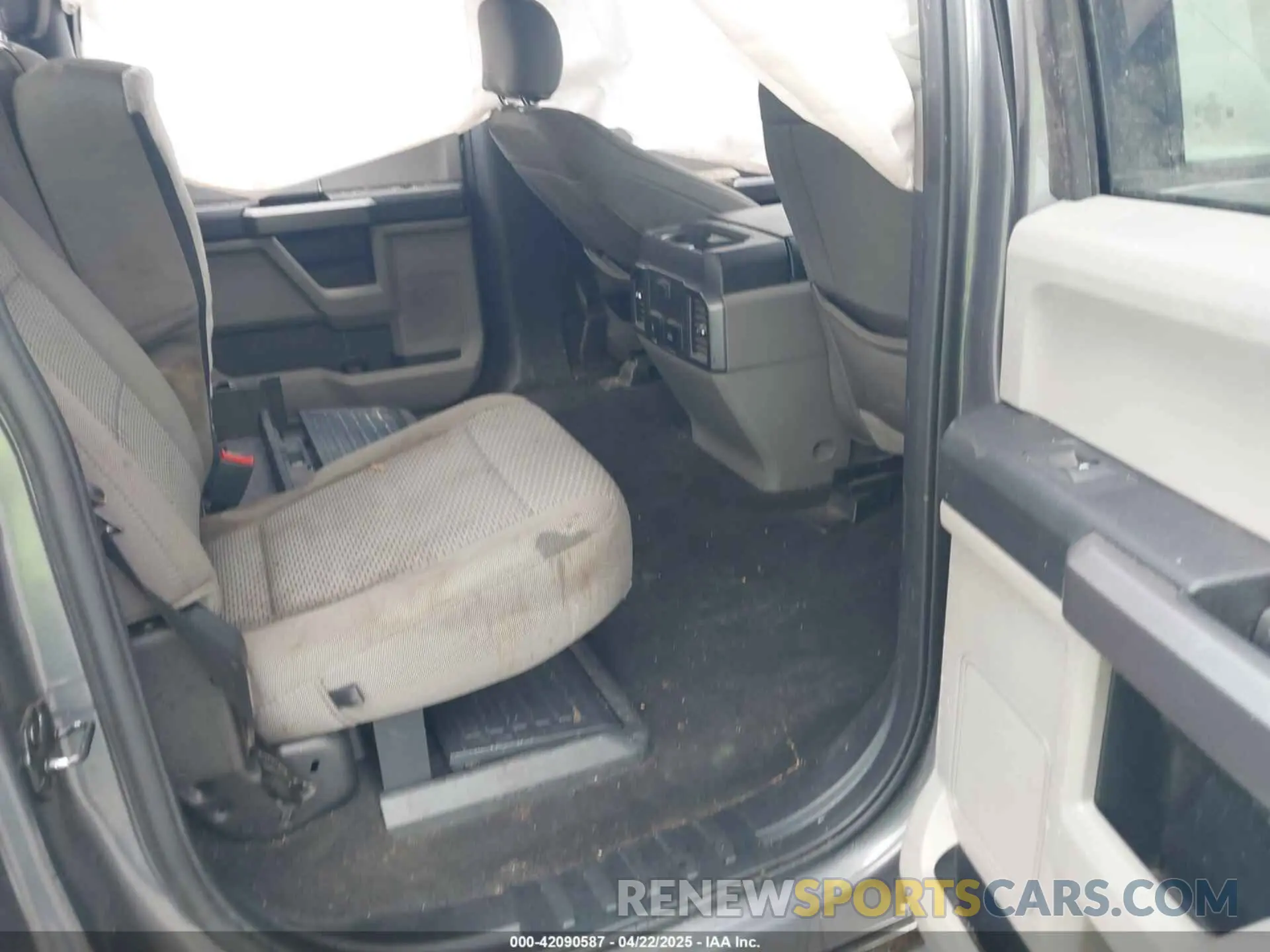 8 Photograph of a damaged car 1FT7W2B66MEC24781 FORD F-250 2021