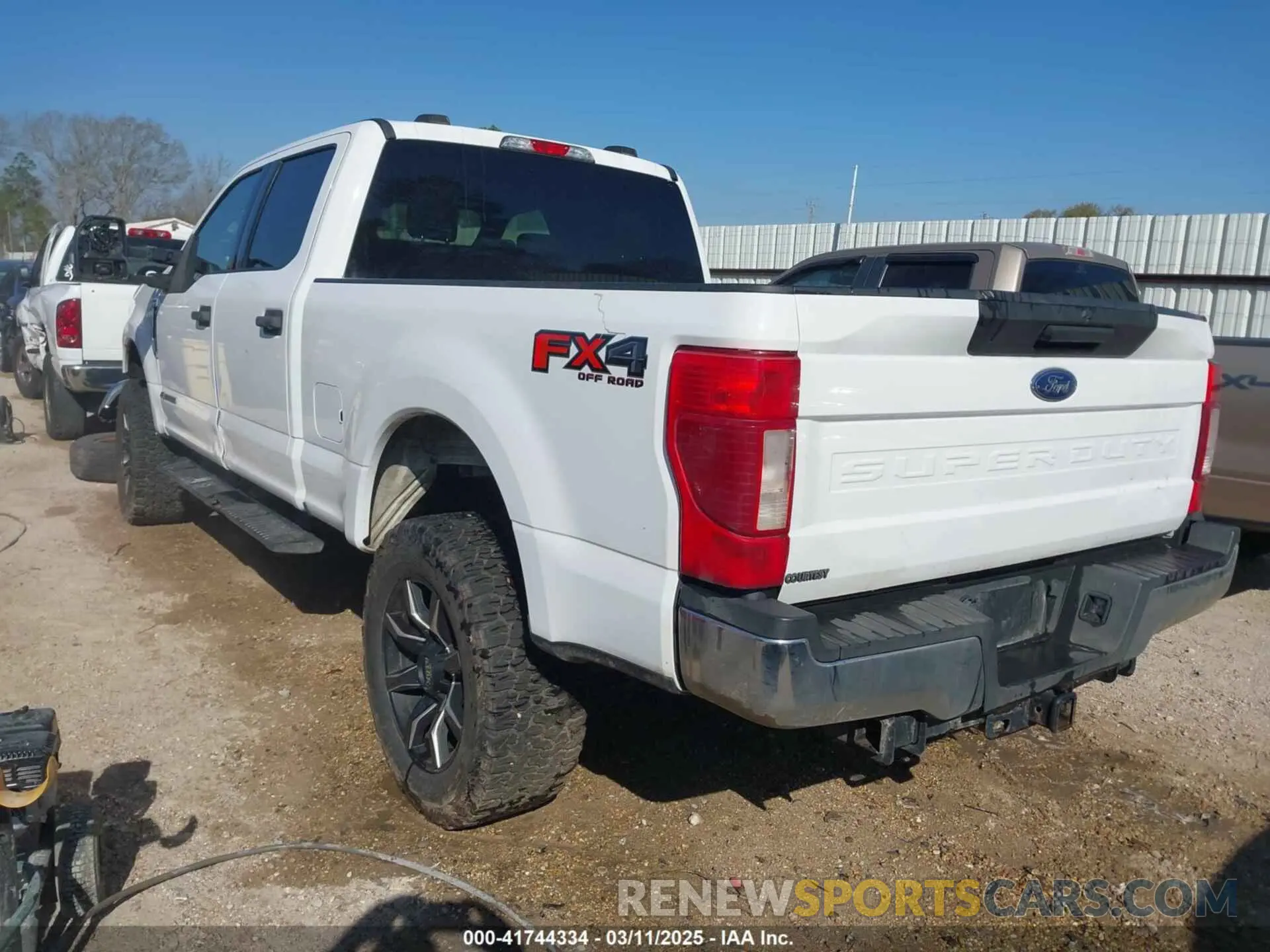 3 Photograph of a damaged car 1FT7W2BT0MED05328 FORD F-250 2021