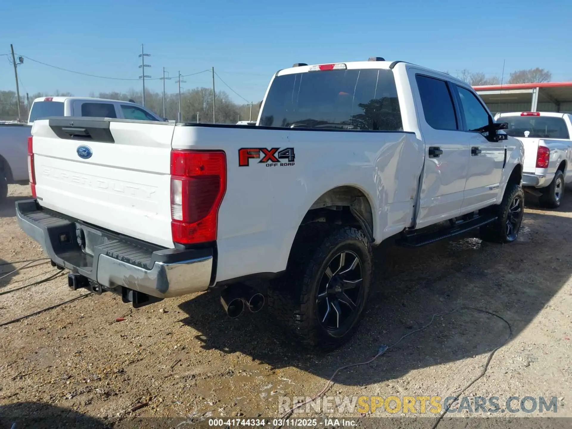 4 Photograph of a damaged car 1FT7W2BT0MED05328 FORD F-250 2021