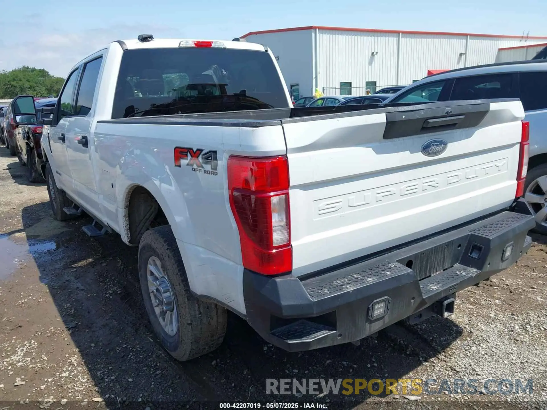 3 Photograph of a damaged car 1FT7W2BT1MED43814 FORD F-250 2021