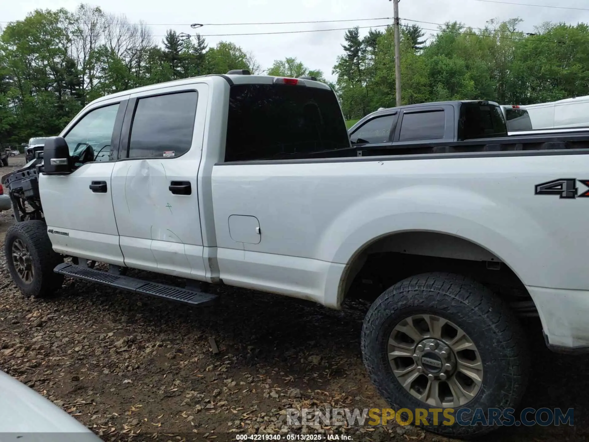 15 Photograph of a damaged car 1FT7W2BT4MED42592 FORD F-250 2021