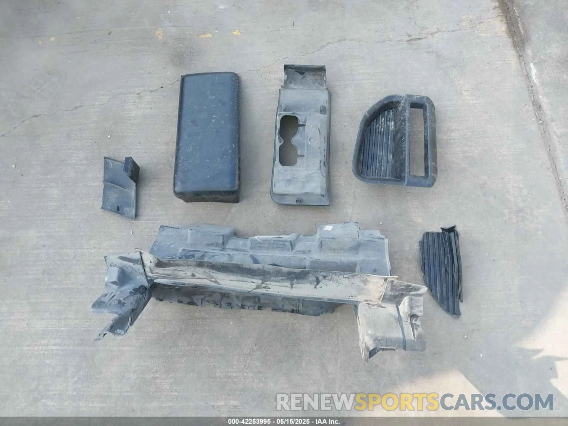 12 Photograph of a damaged car 1FT7W2BT5MED78338 FORD F-250 2021