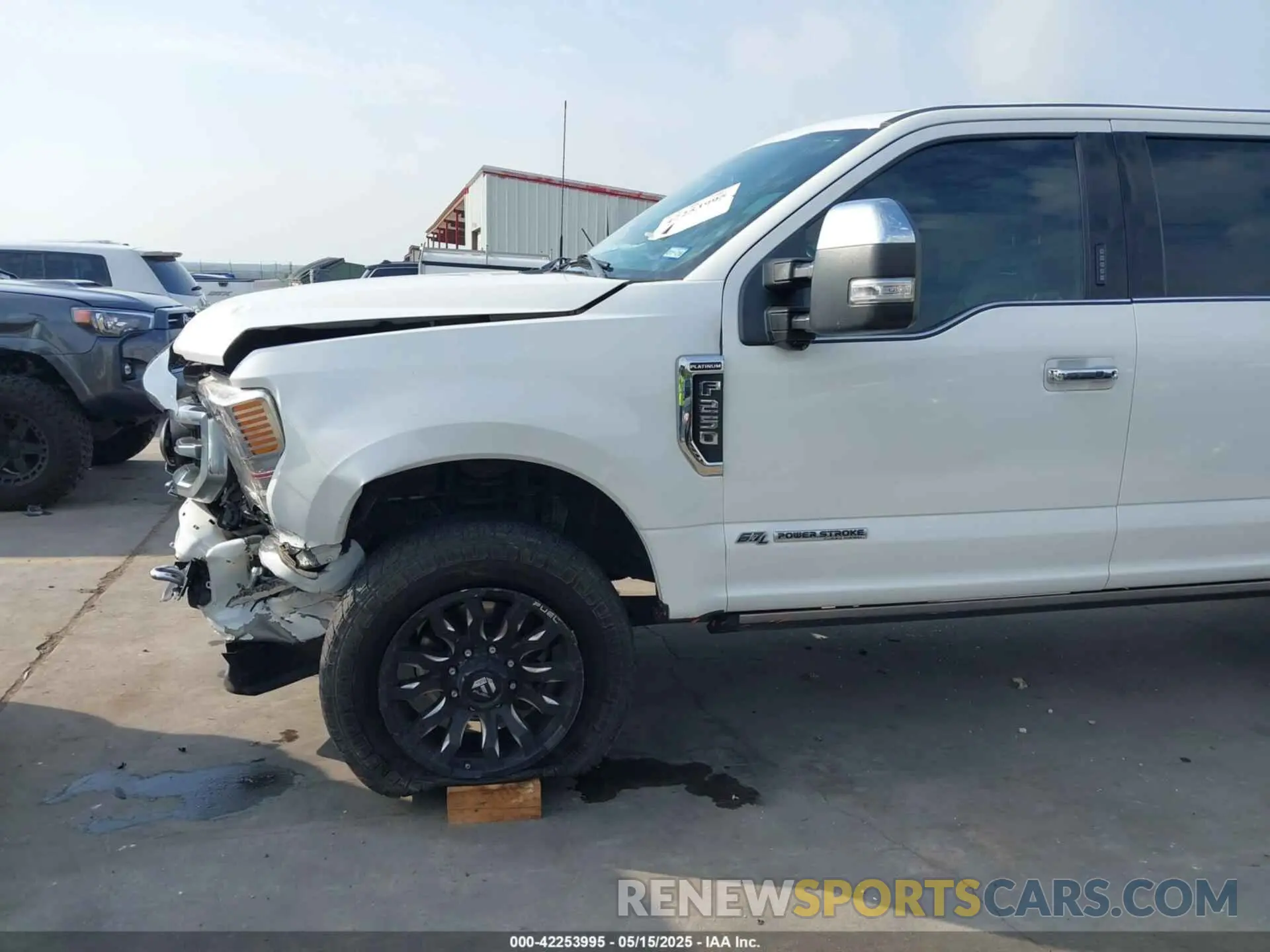 19 Photograph of a damaged car 1FT7W2BT5MED78338 FORD F-250 2021