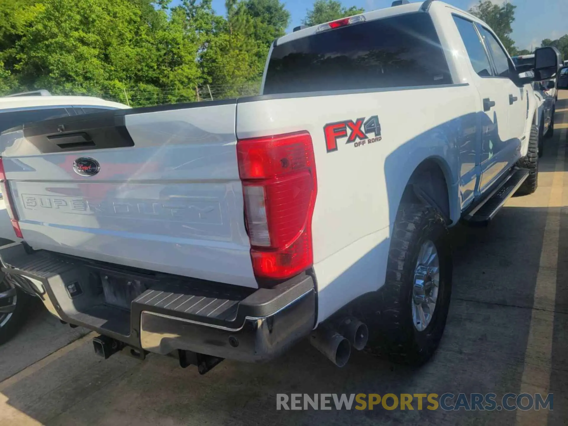 28 Photograph of a damaged car 1FT7W2BT9MED57332 FORD F-250 2021