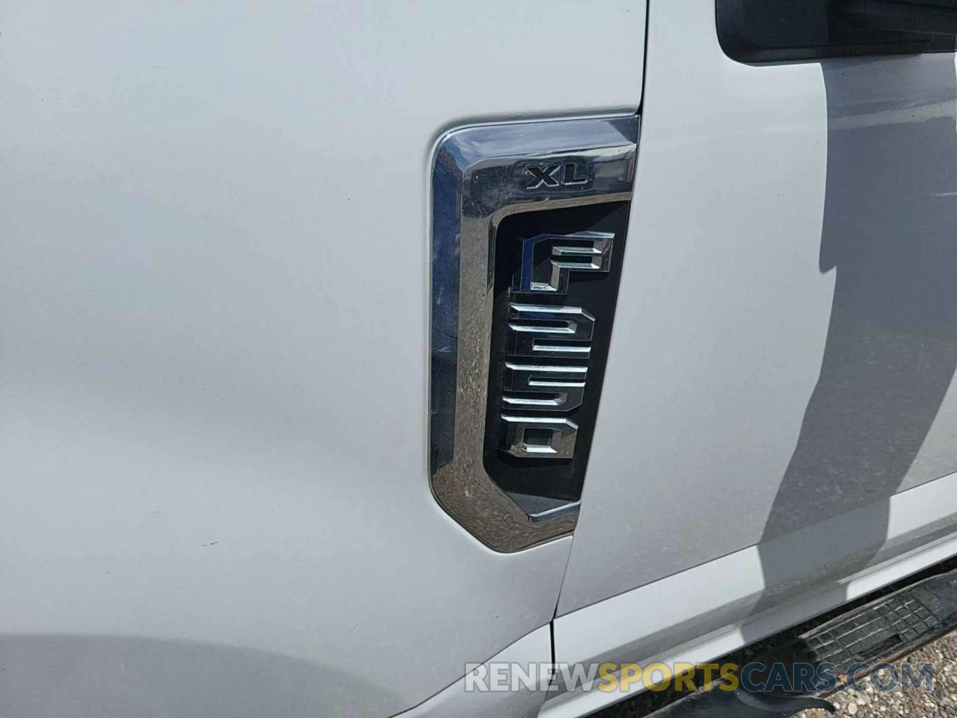 10 Photograph of a damaged car 1FT7X2B68MED54073 FORD F-250 2021