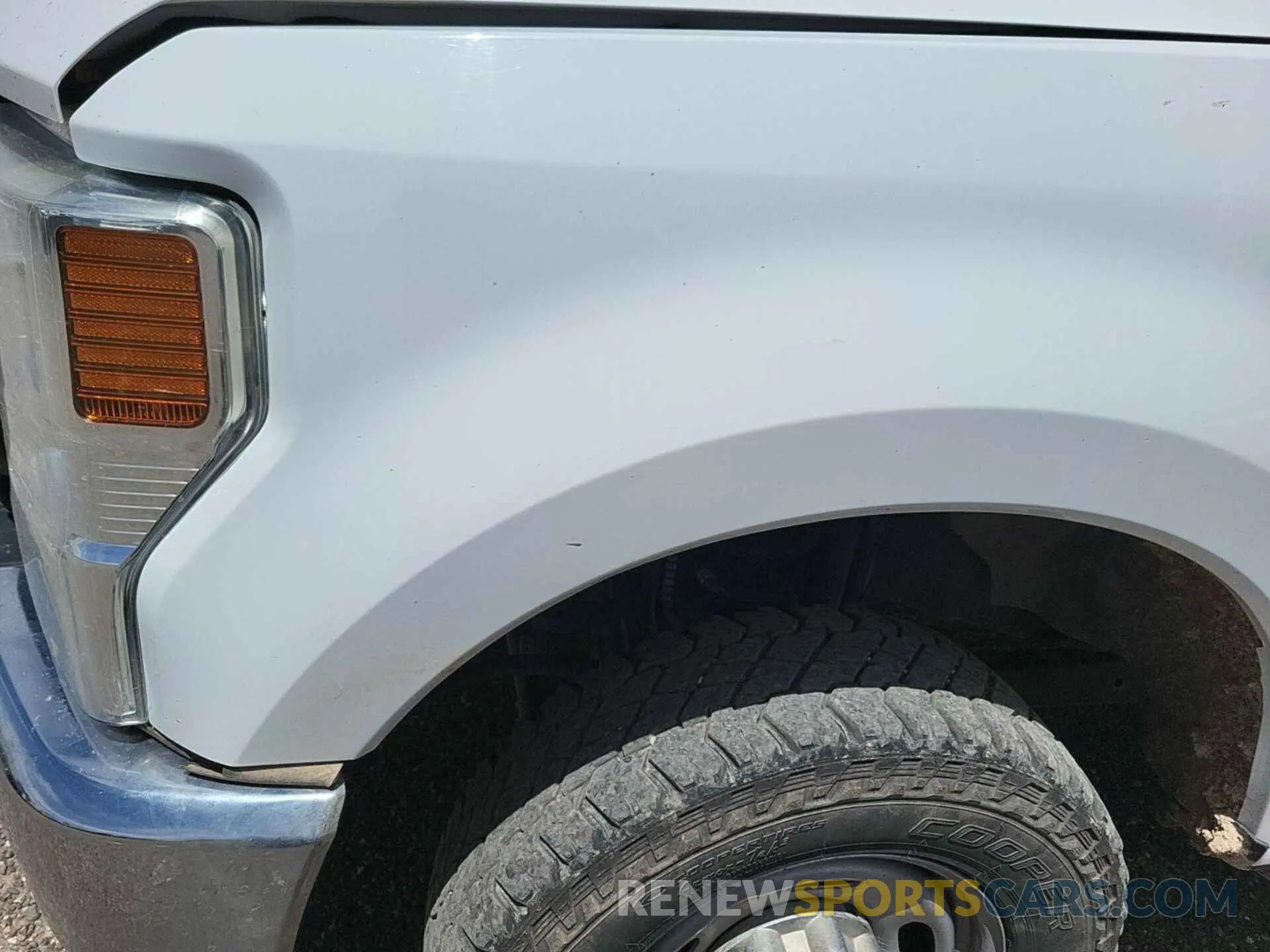 11 Photograph of a damaged car 1FT7X2B68MED54073 FORD F-250 2021