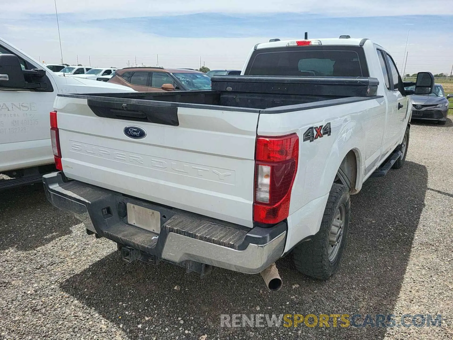 12 Photograph of a damaged car 1FT7X2B68MED54073 FORD F-250 2021