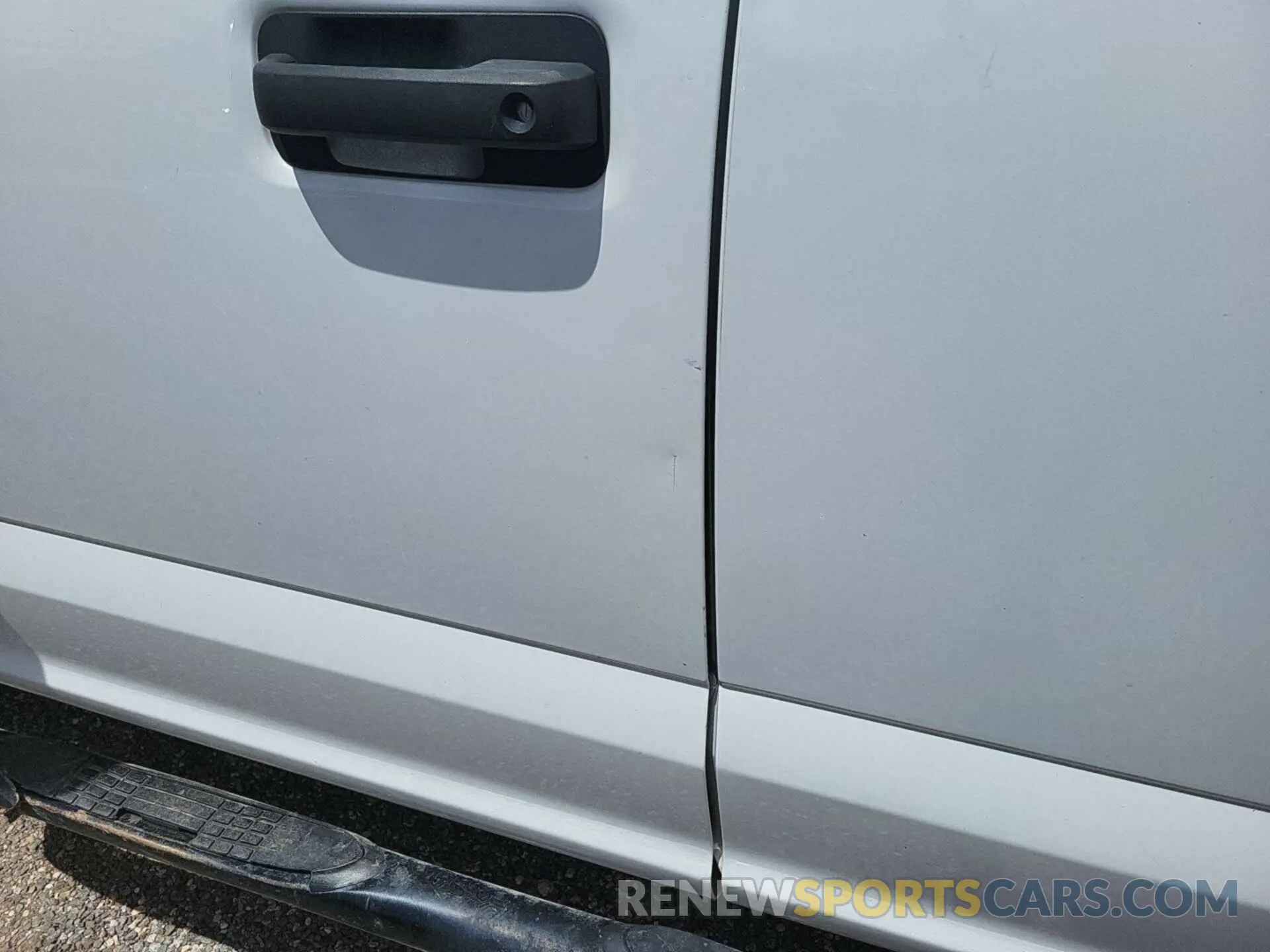 15 Photograph of a damaged car 1FT7X2B68MED54073 FORD F-250 2021