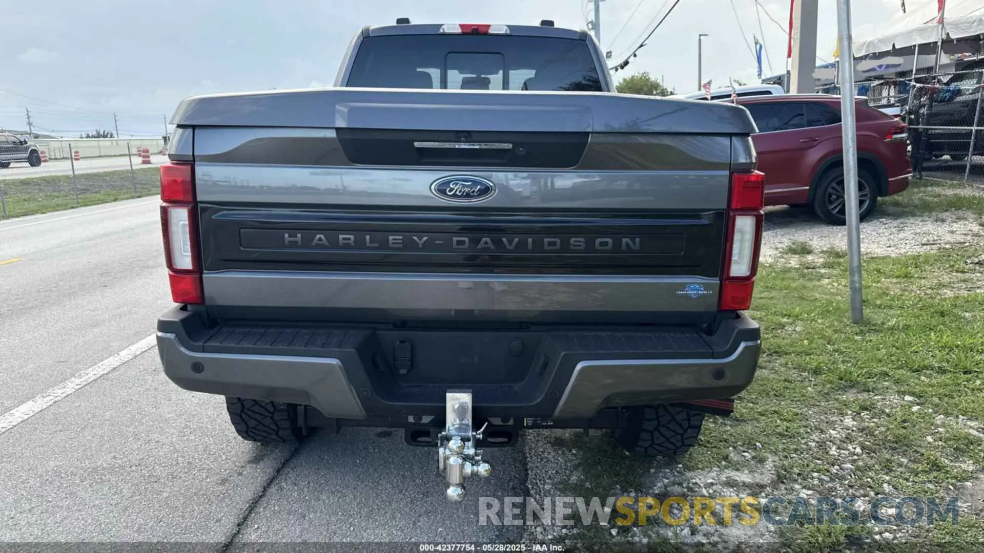 8 Photograph of a damaged car 1FT8W2BT0MEC44034 FORD F-250 2021