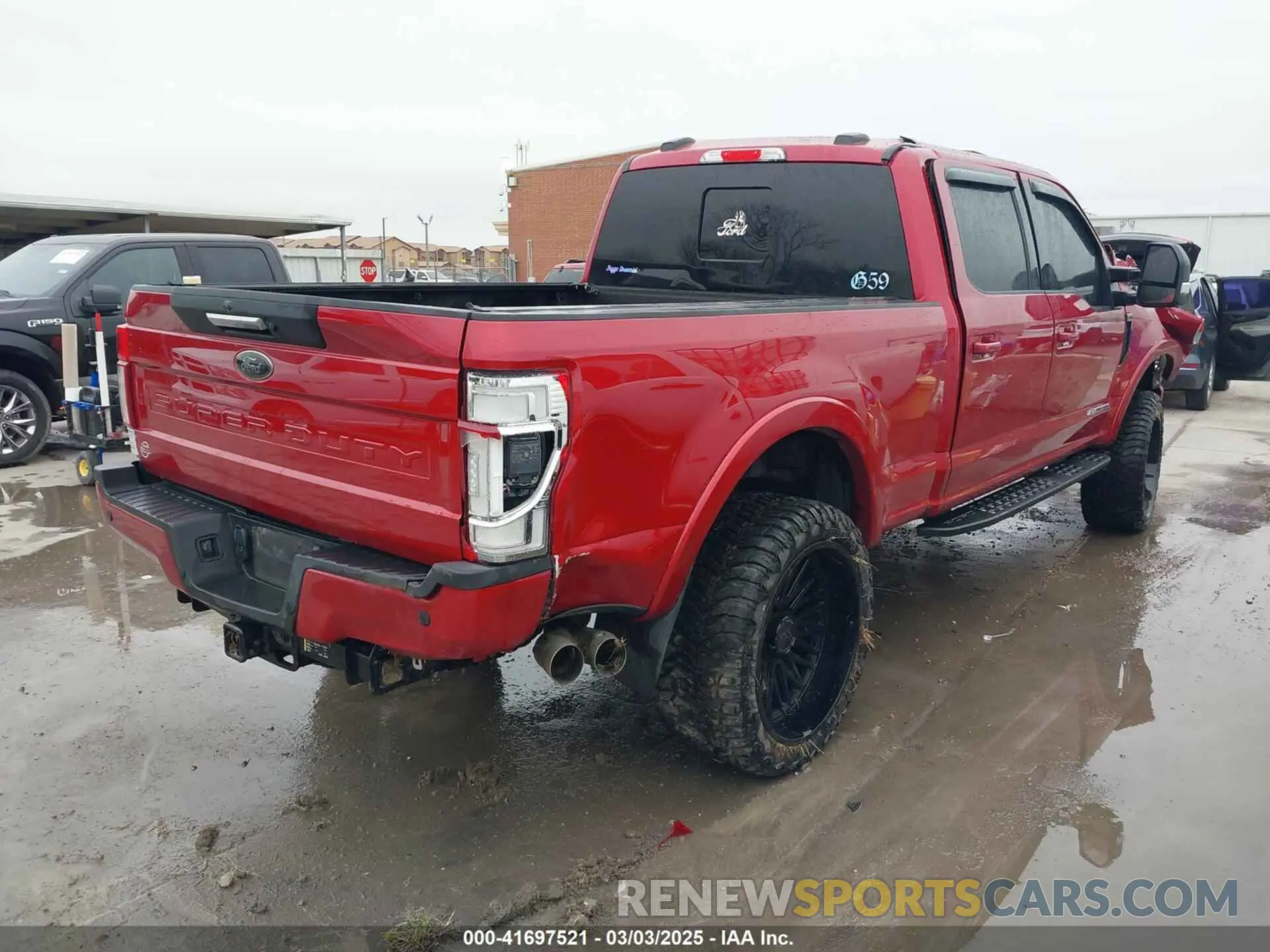 3 Photograph of a damaged car 1FT8W2BT0MEE08513 FORD F-250 2021