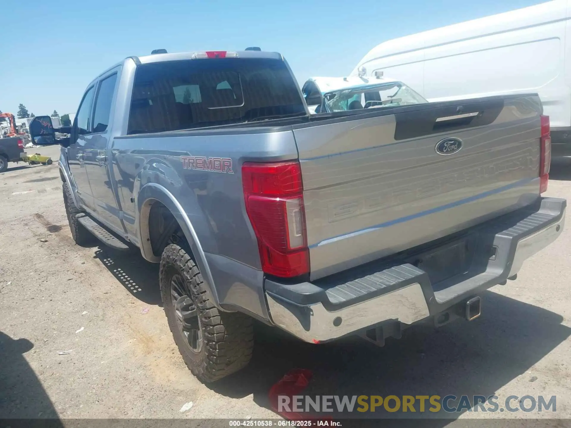 3 Photograph of a damaged car 1FT8W2BT1MEC08112 FORD F-250 2021