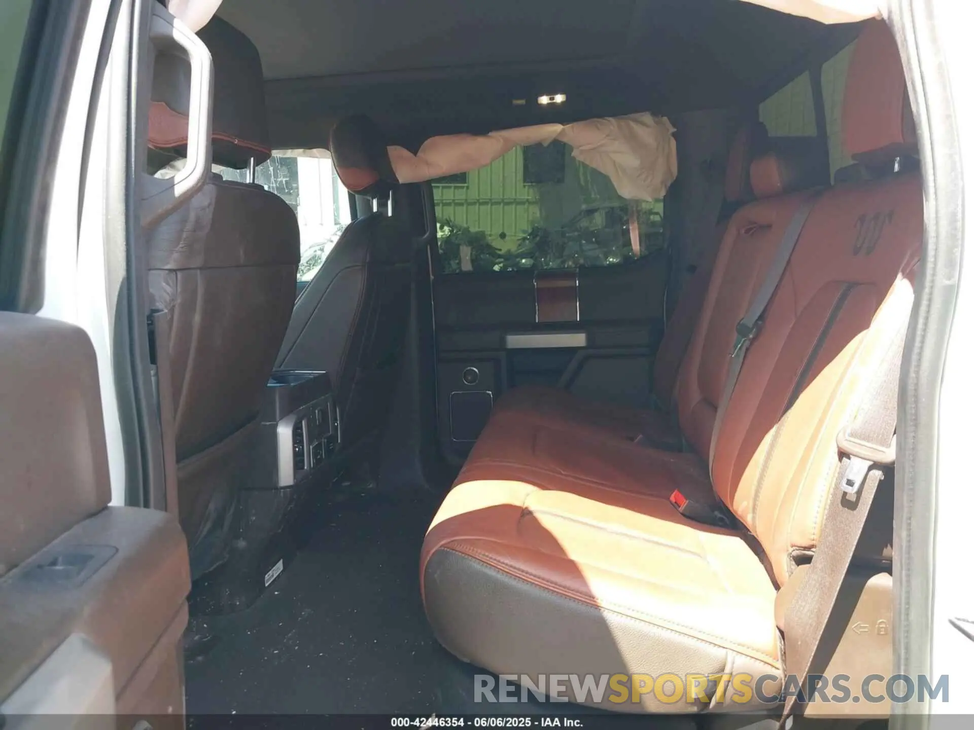 8 Photograph of a damaged car 1FT8W2BT6MEC87793 FORD F-250 2021