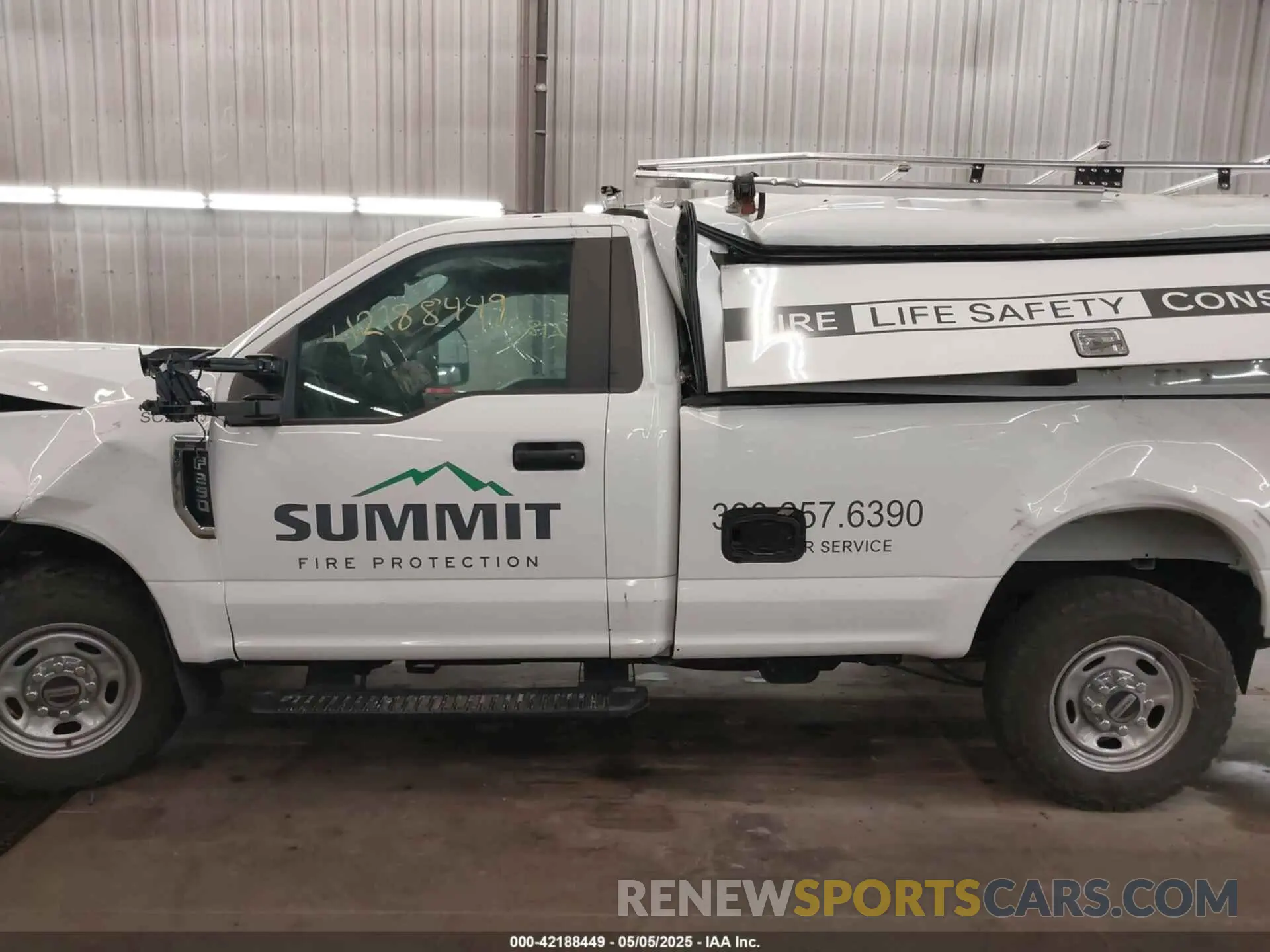 15 Photograph of a damaged car 1FTBF2A60MED45575 FORD F-250 2021