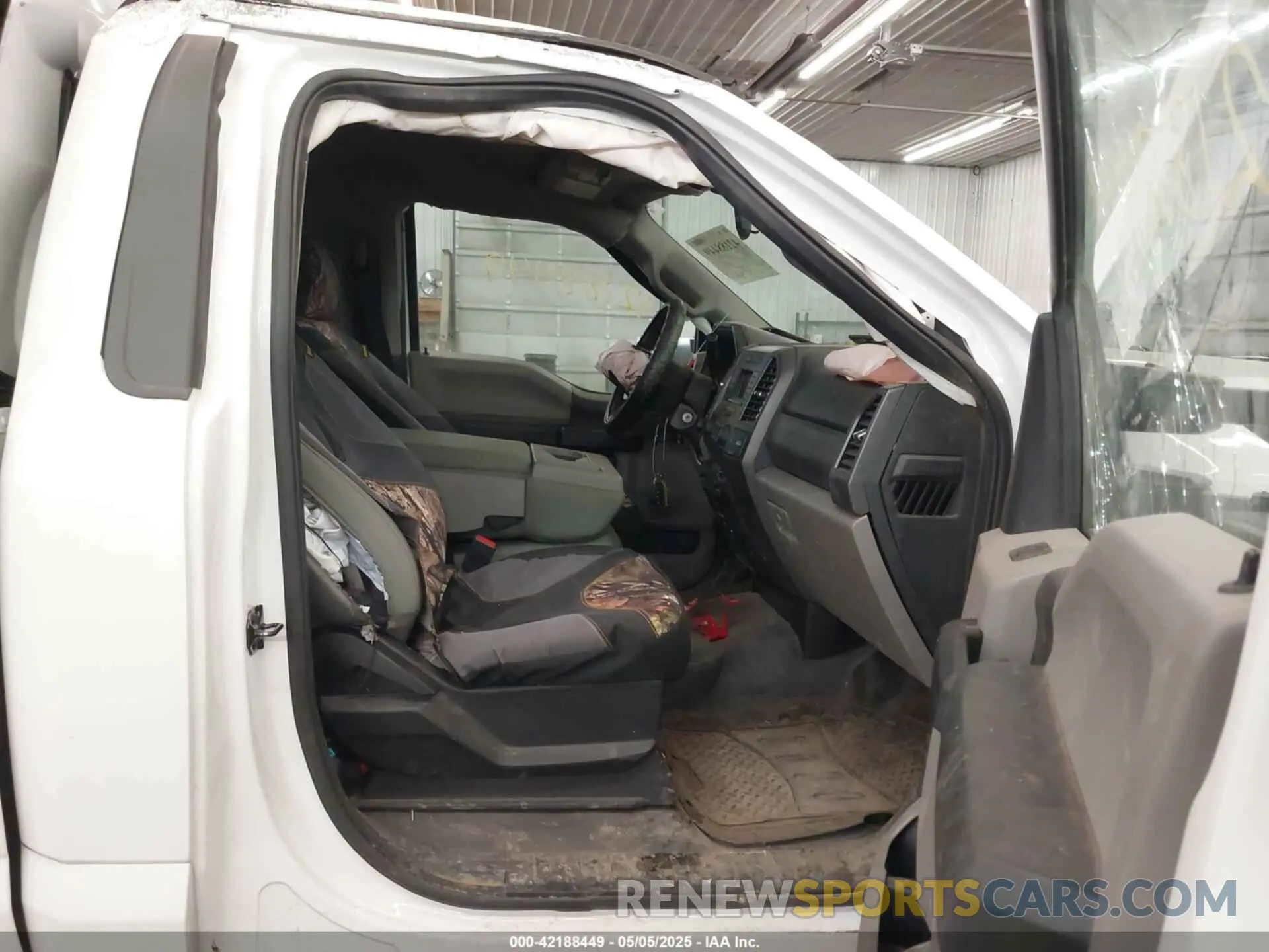 5 Photograph of a damaged car 1FTBF2A60MED45575 FORD F-250 2021