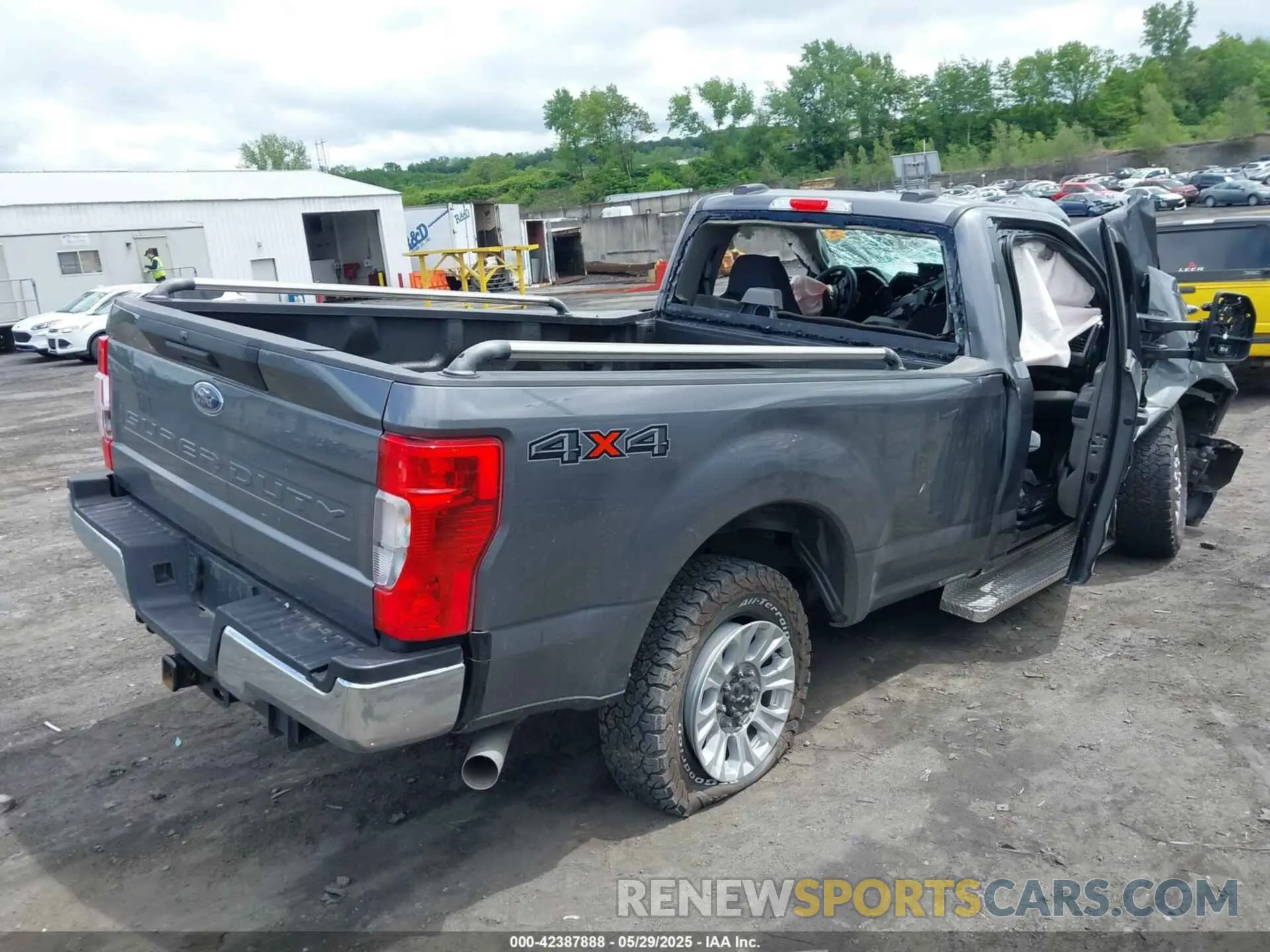 4 Photograph of a damaged car 1FTBF2B61MEC55902 FORD F-250 2021