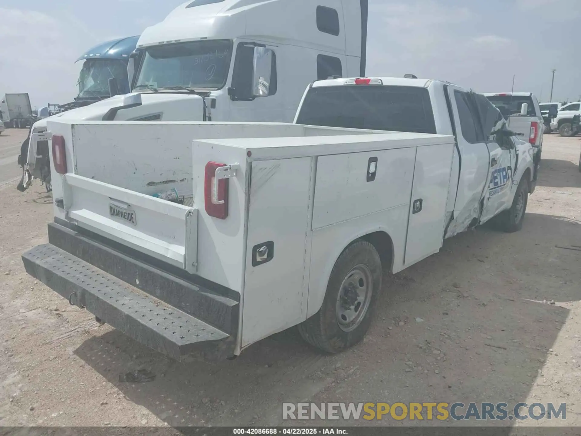 4 Photograph of a damaged car 1FD7X2A60NEF90764 FORD F-250 2022