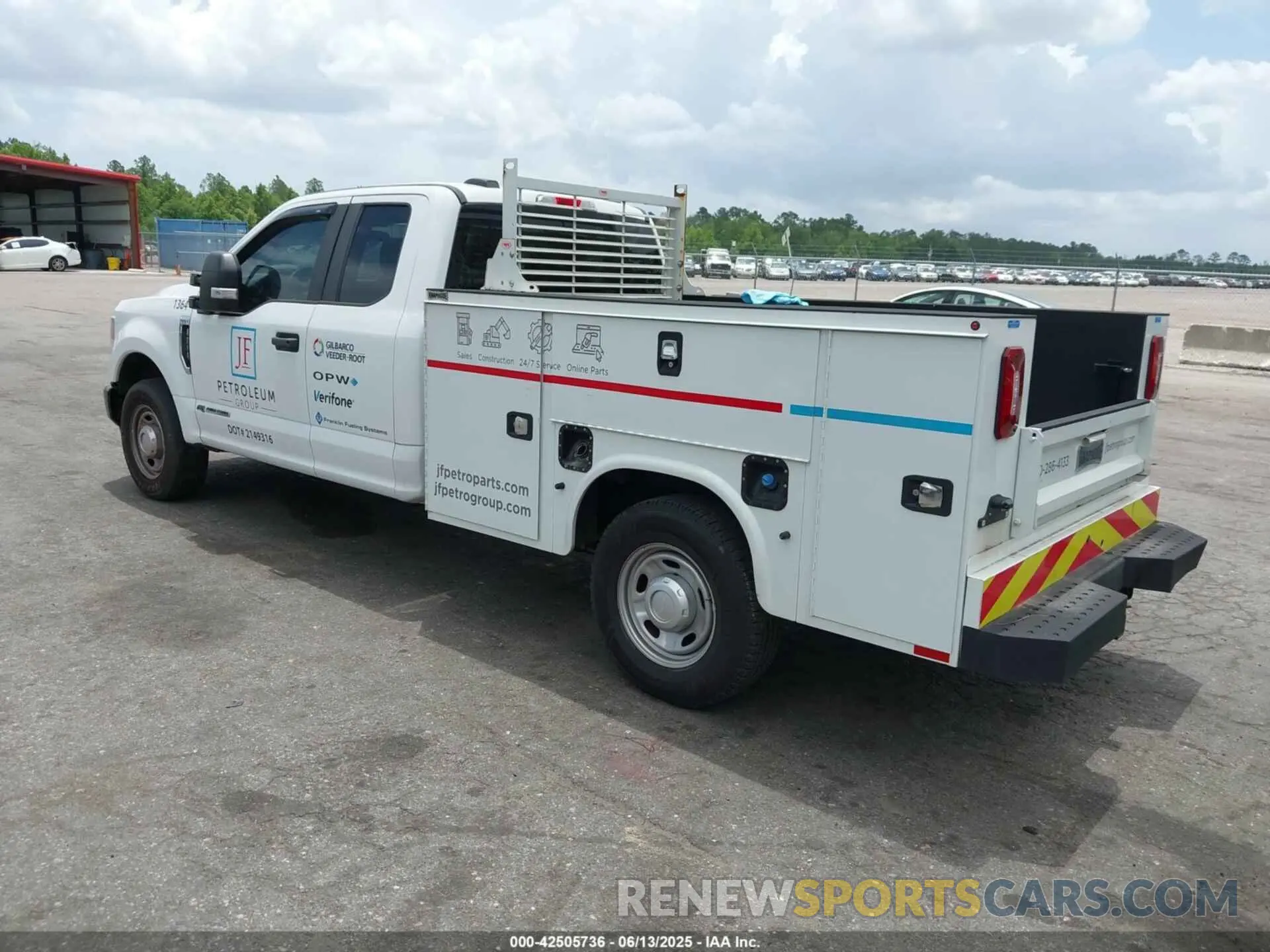 3 Photograph of a damaged car 1FD7X2AT6NEC13636 FORD F-250 2022