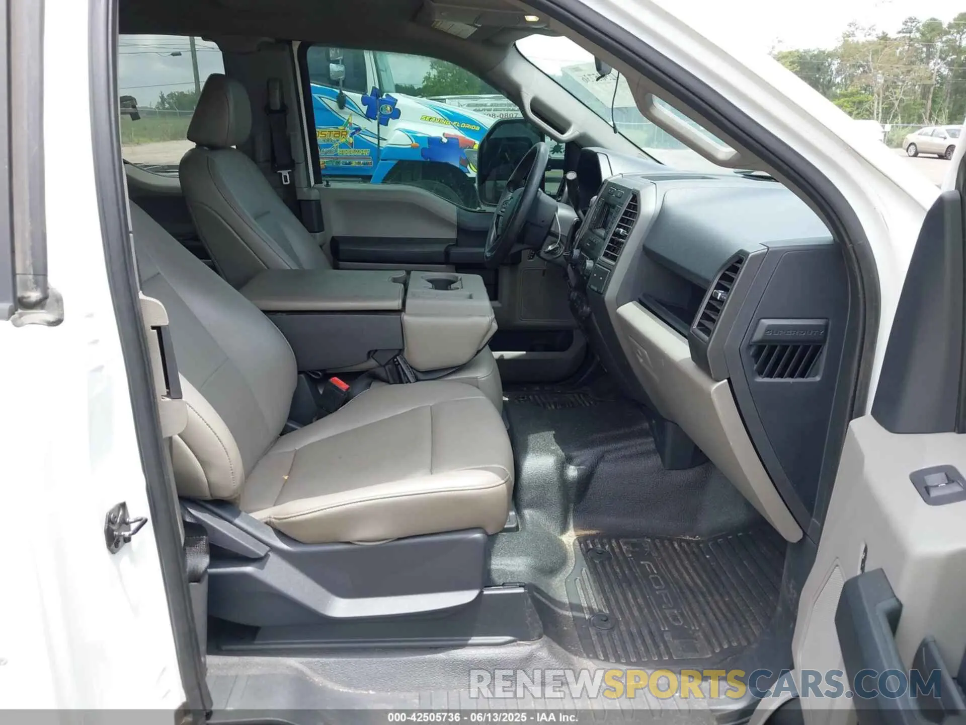 5 Photograph of a damaged car 1FD7X2AT6NEC13636 FORD F-250 2022