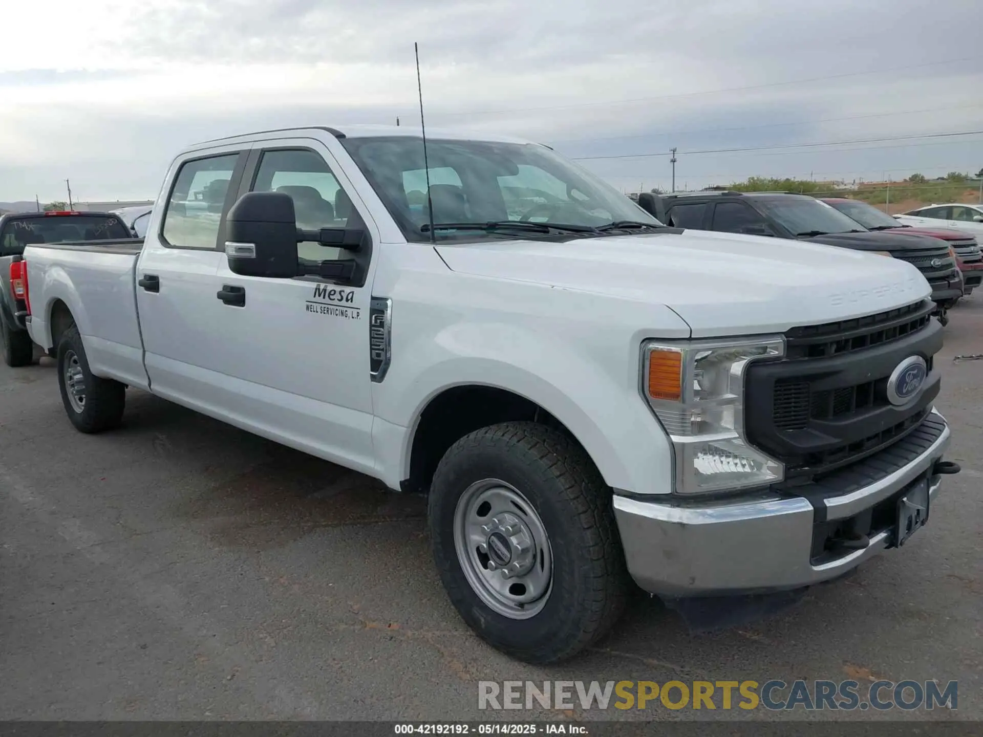 12 Photograph of a damaged car 1FT7W2A60NEF40017 FORD F-250 2022