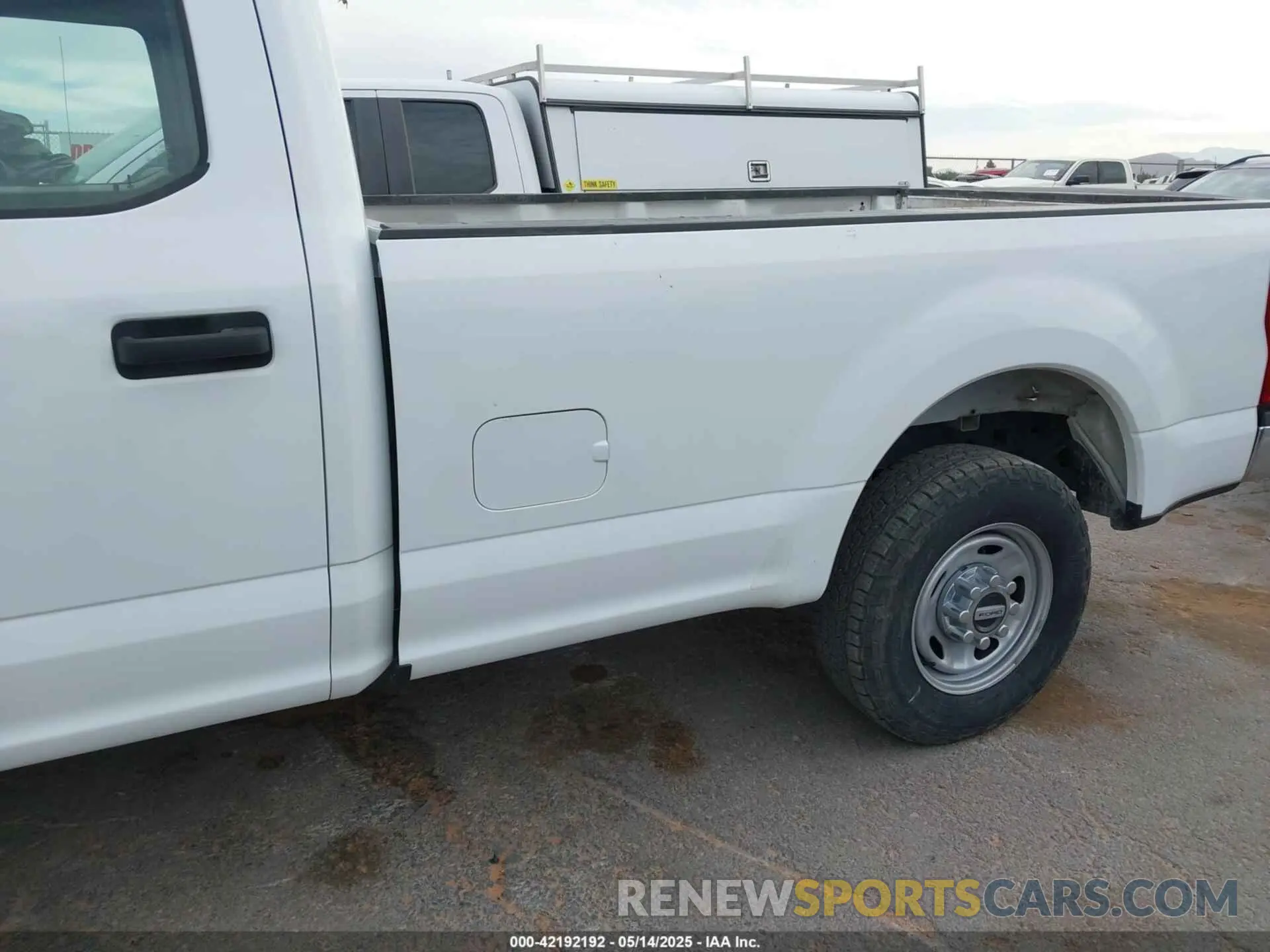 6 Photograph of a damaged car 1FT7W2A60NEF40017 FORD F-250 2022